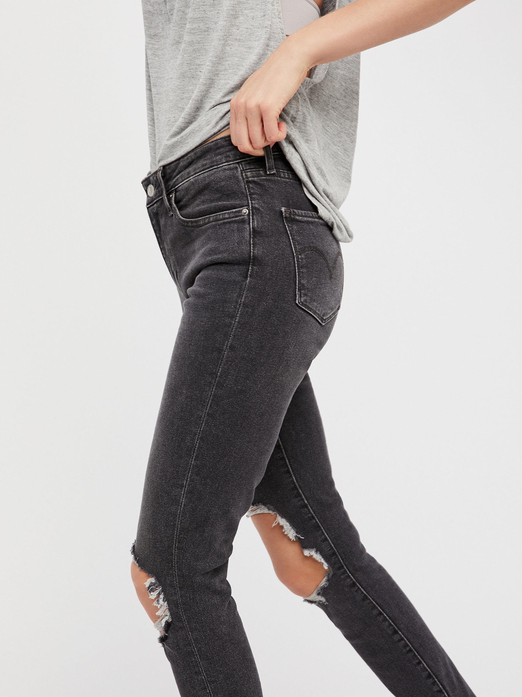 Free People Levi's 721 High Rise Skinny Jeans in Black | Lyst Canada