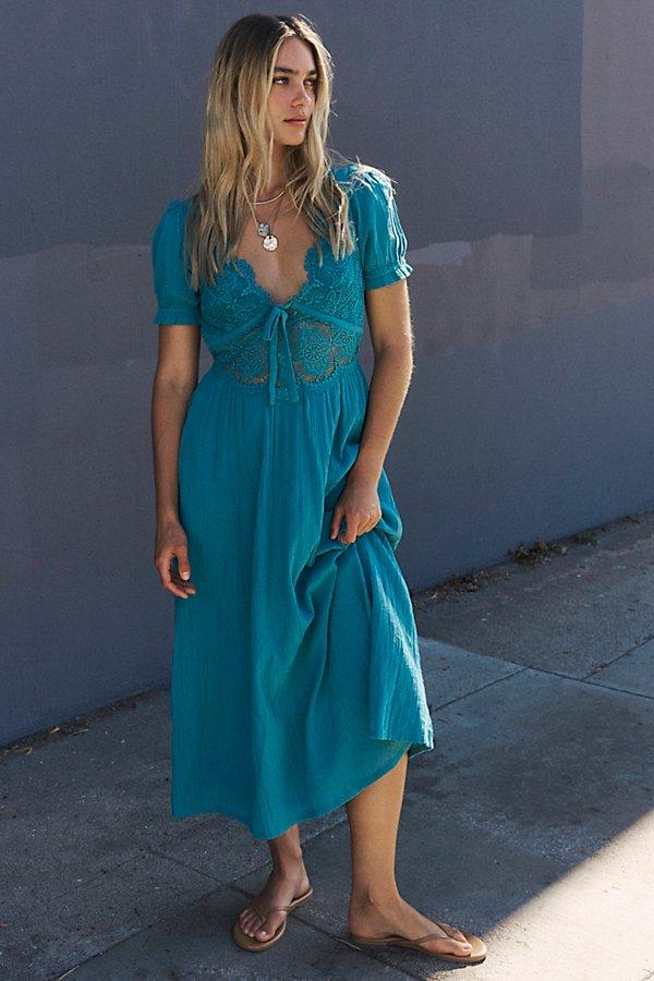 fifi lace midi shirt dress Black Embroidered Fifi Maxi Dress main image 1