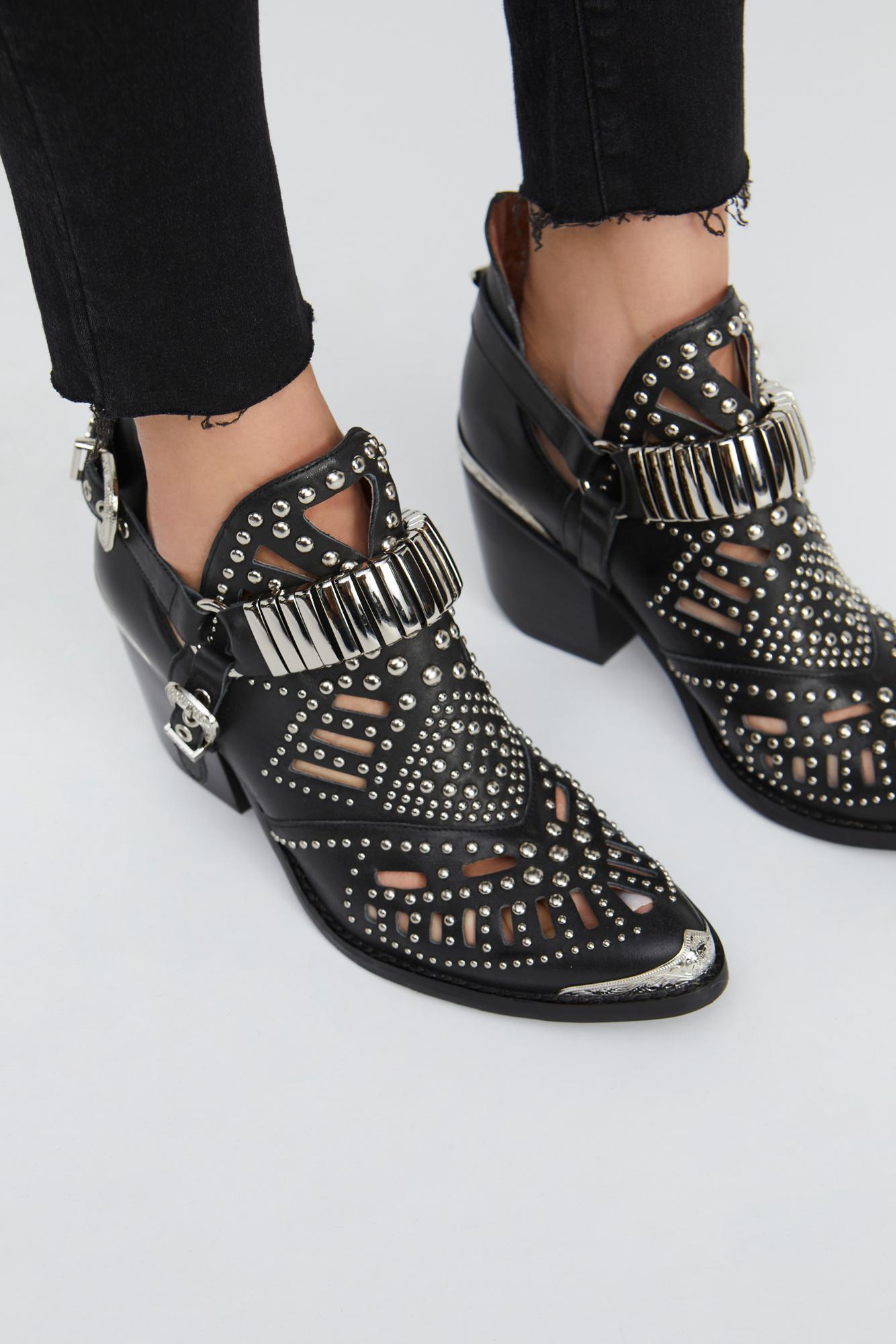 jeffrey campbell calhoun ankle boot