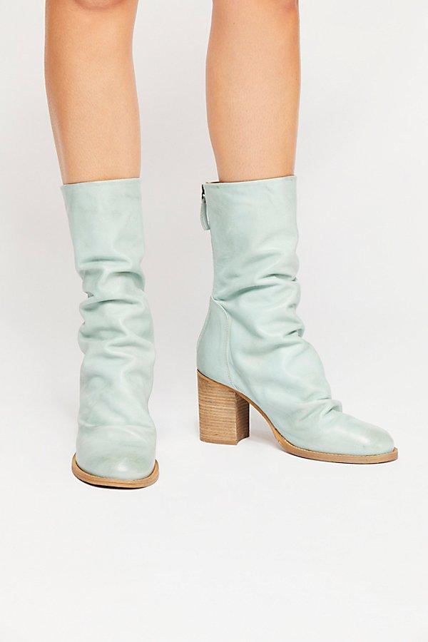 elle block heel boot bone