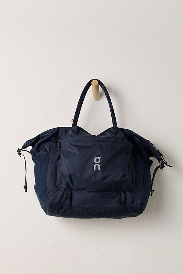 On Shoes Track Pack 35L Lite Tote Bag in Blue | Lyst