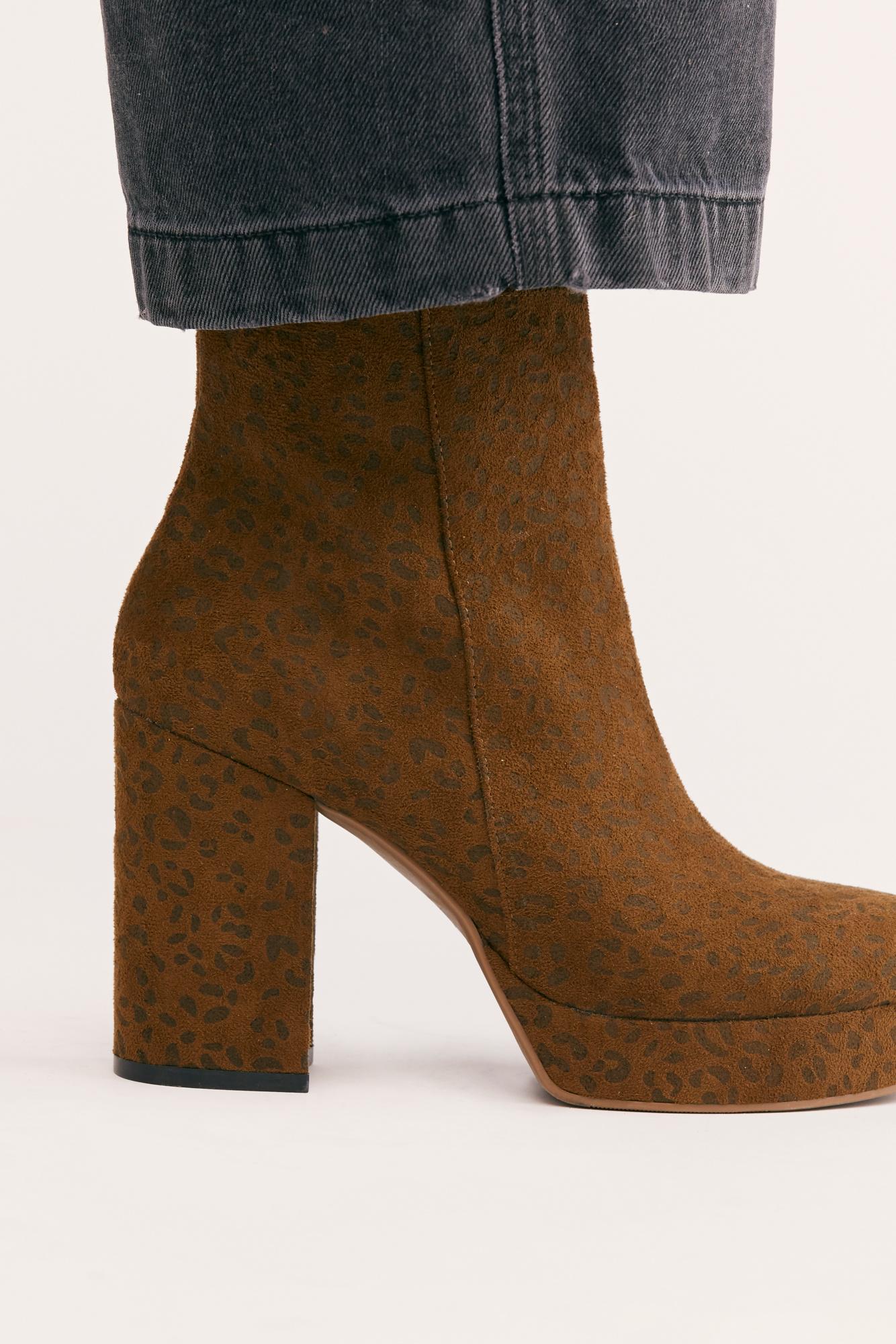 vegan stormy platform boot
