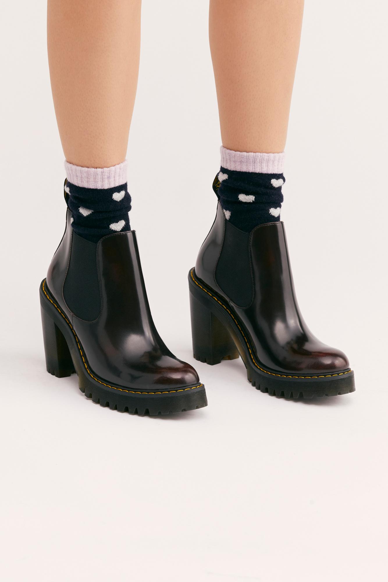 Dr Martens Hurston Cherry Red 2024 www.alhudapk