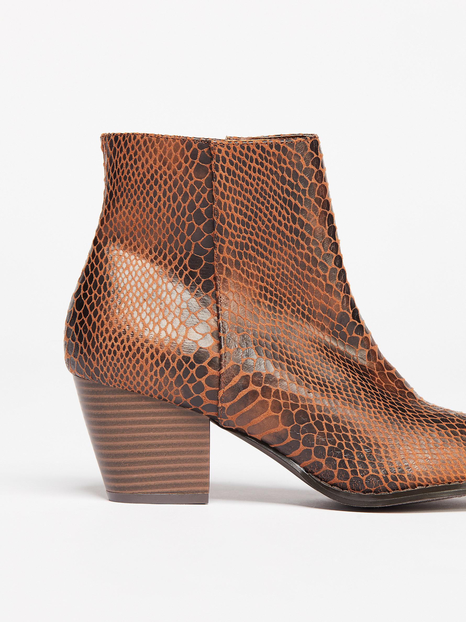 matisse going west boot