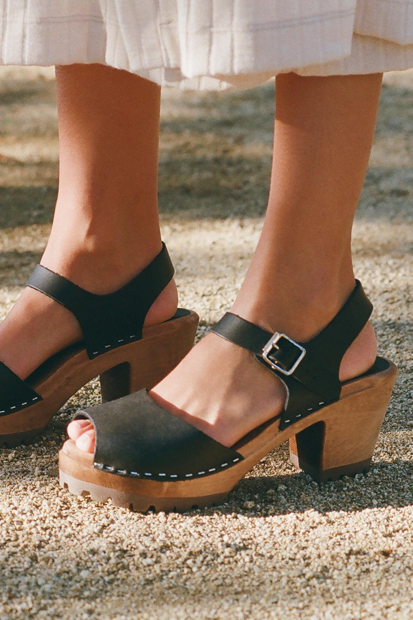 mia greta mule
