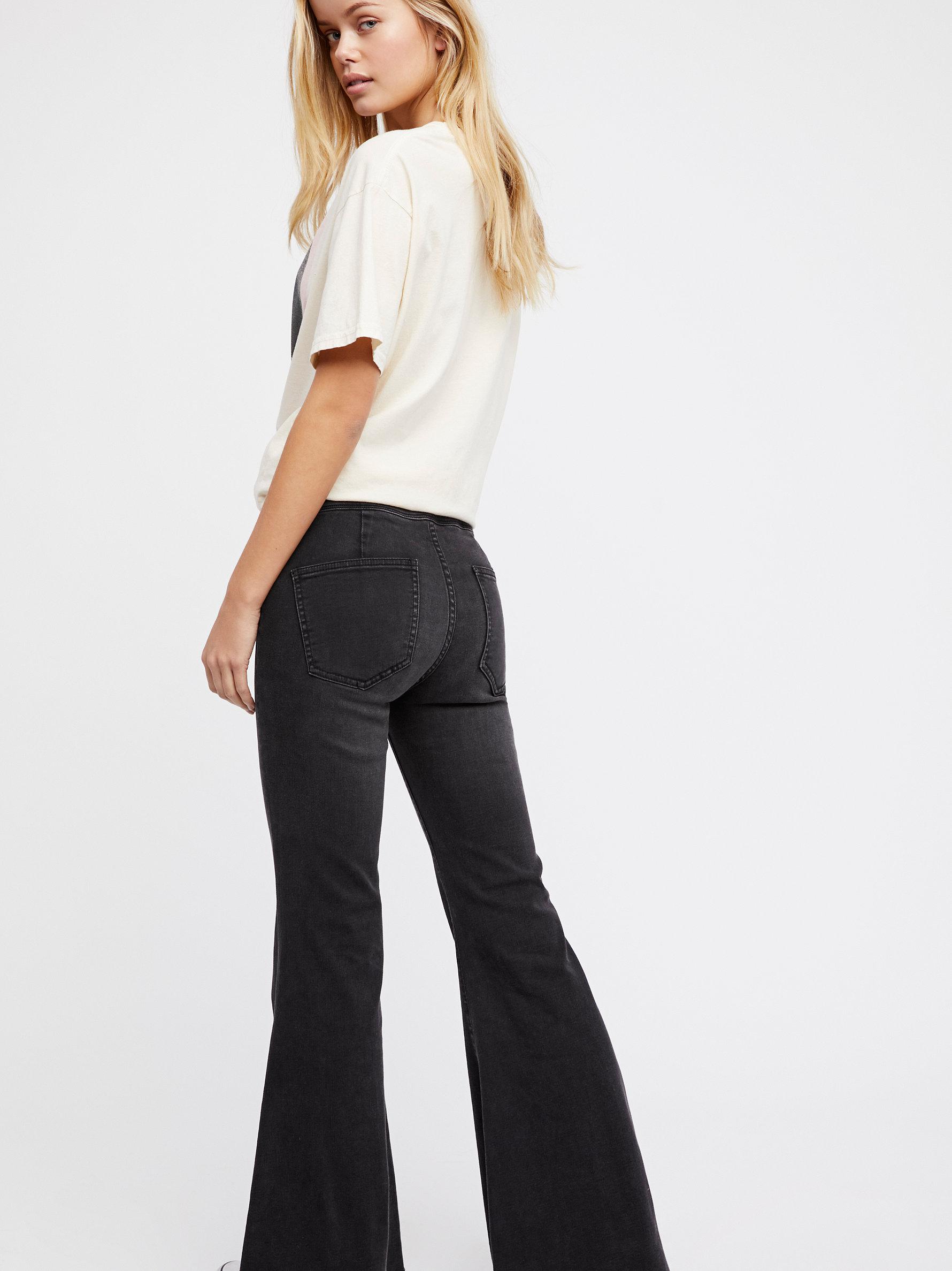 Free People Low-rise Flare Jeans in Black | Lyst