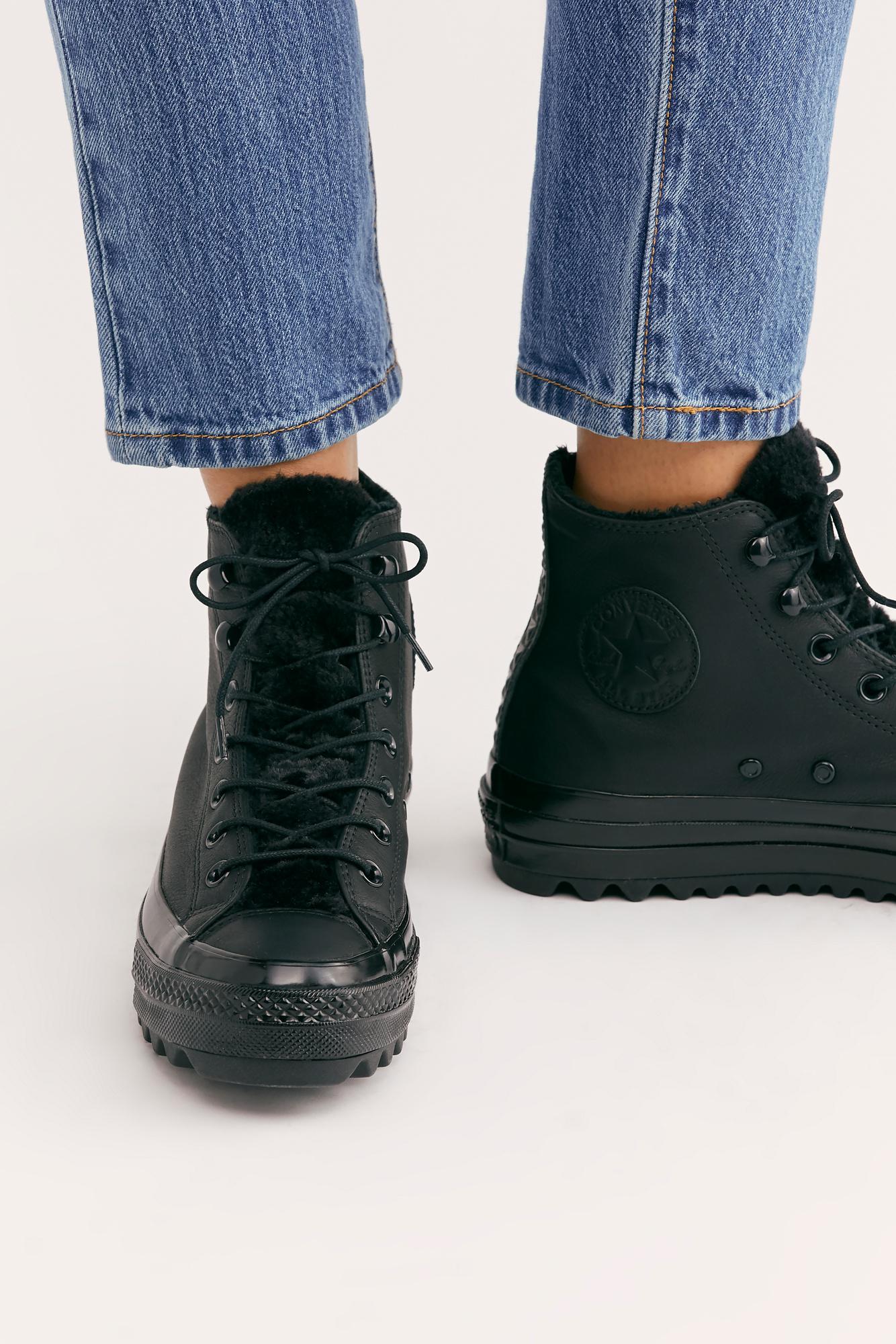 Monochrome Lift Ripple Sneaker in Black 