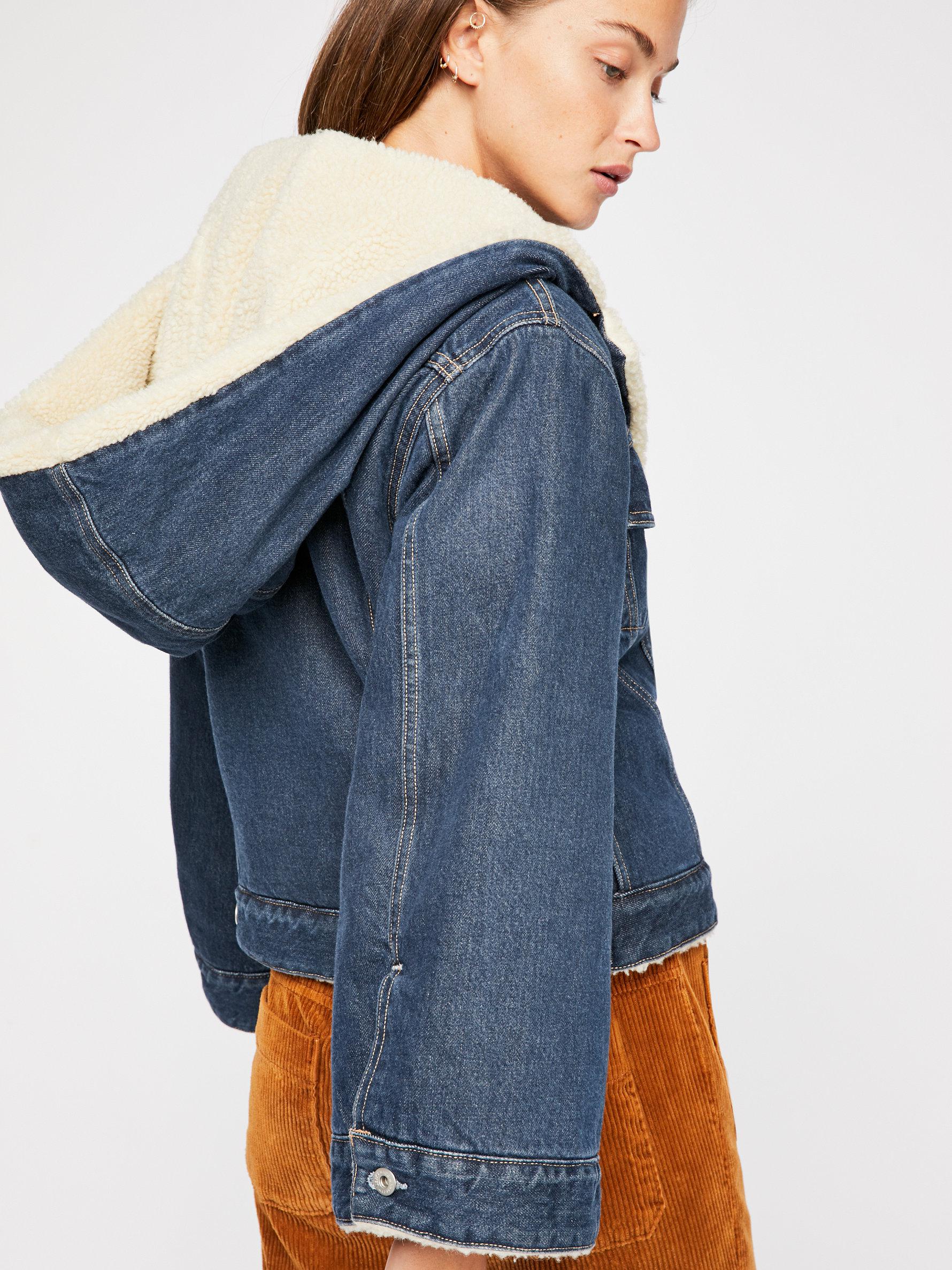 levis made and crafted sherpa