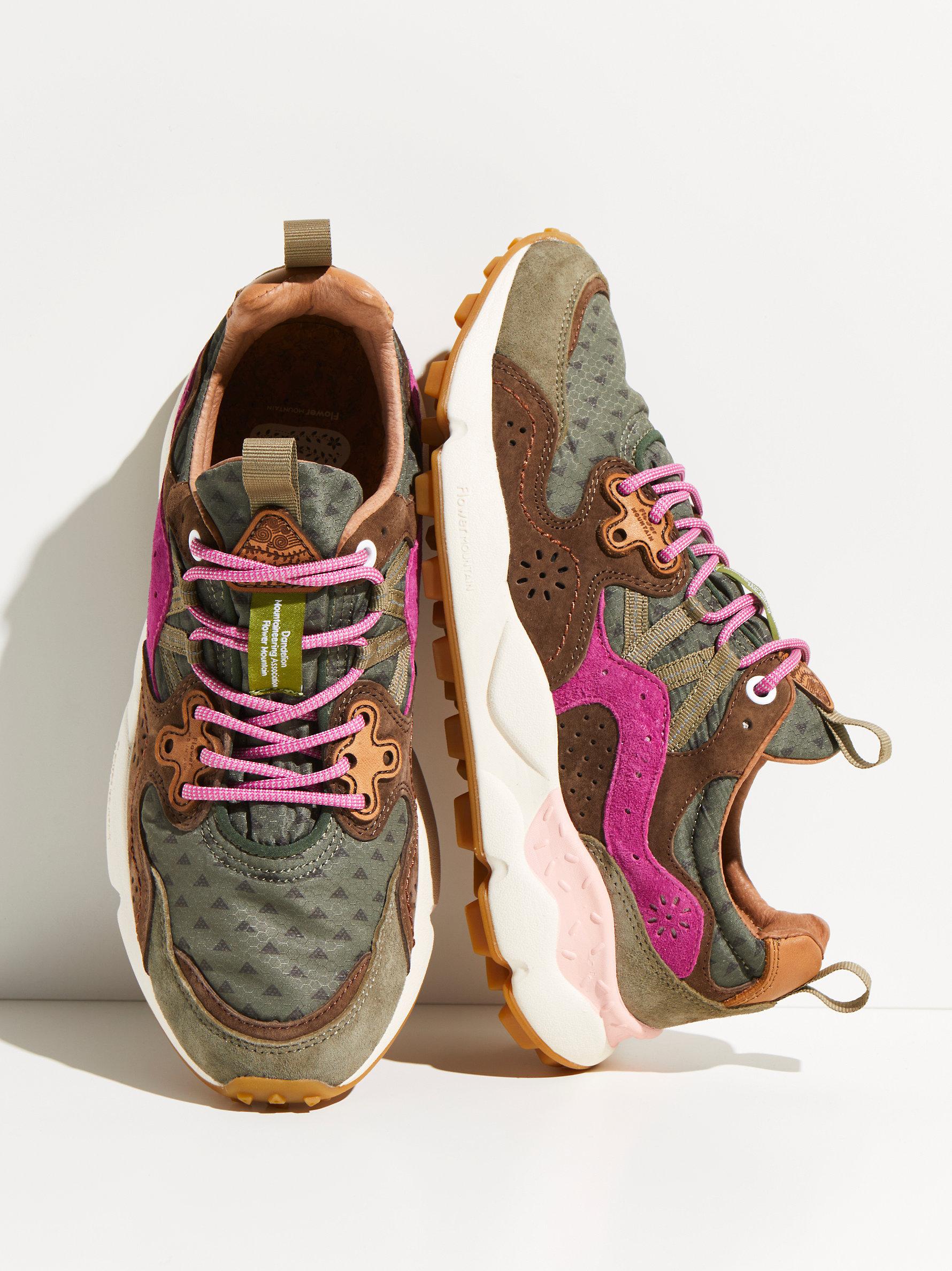 oaklyn hiker sneakers