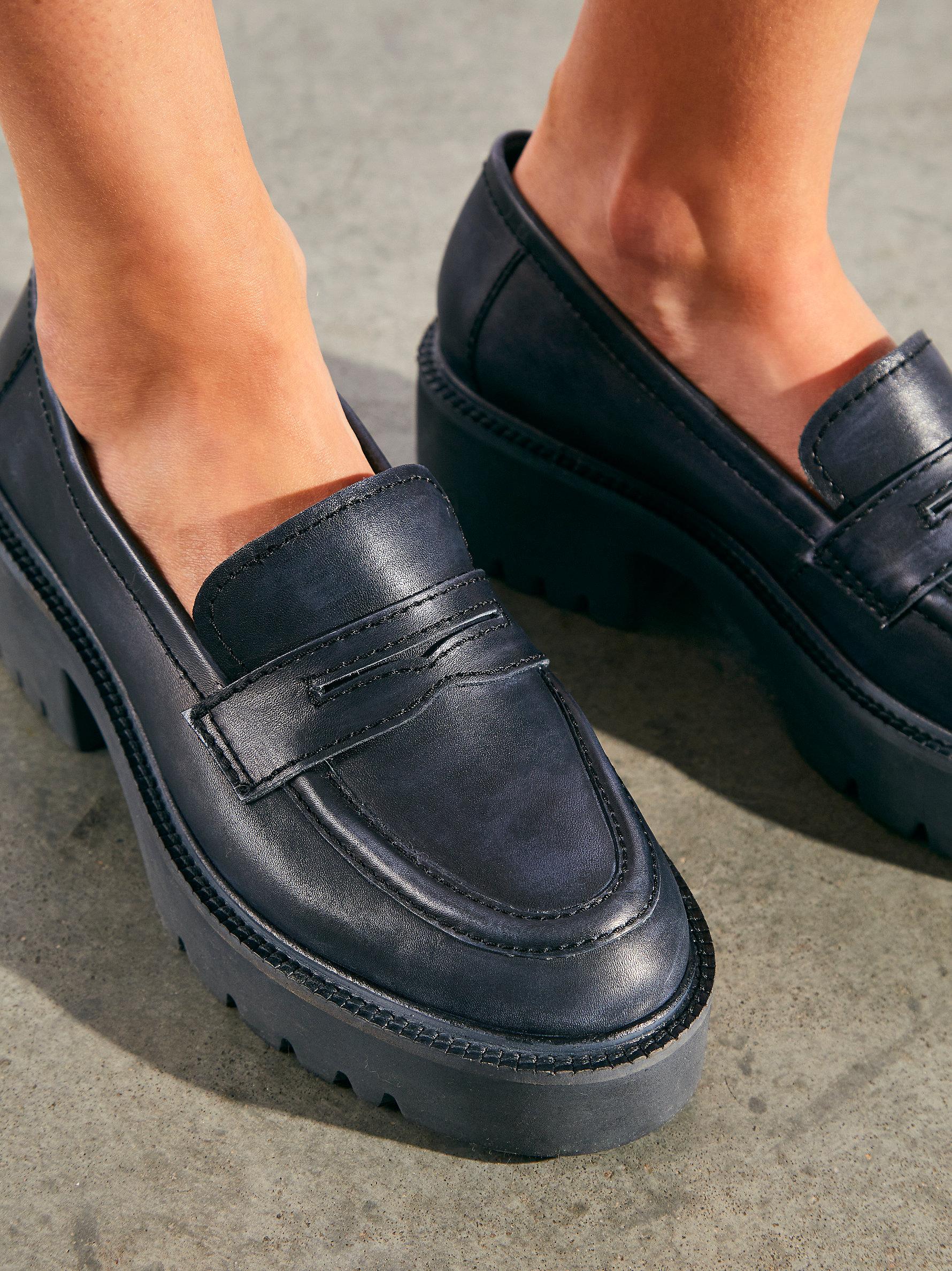 People Decker Penny Loafers in Black 