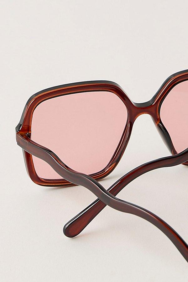 Free People Lucia Pink Square Frame Sunglasses Free People Lucia Square Sunglasses in Red | Lyst main image 3