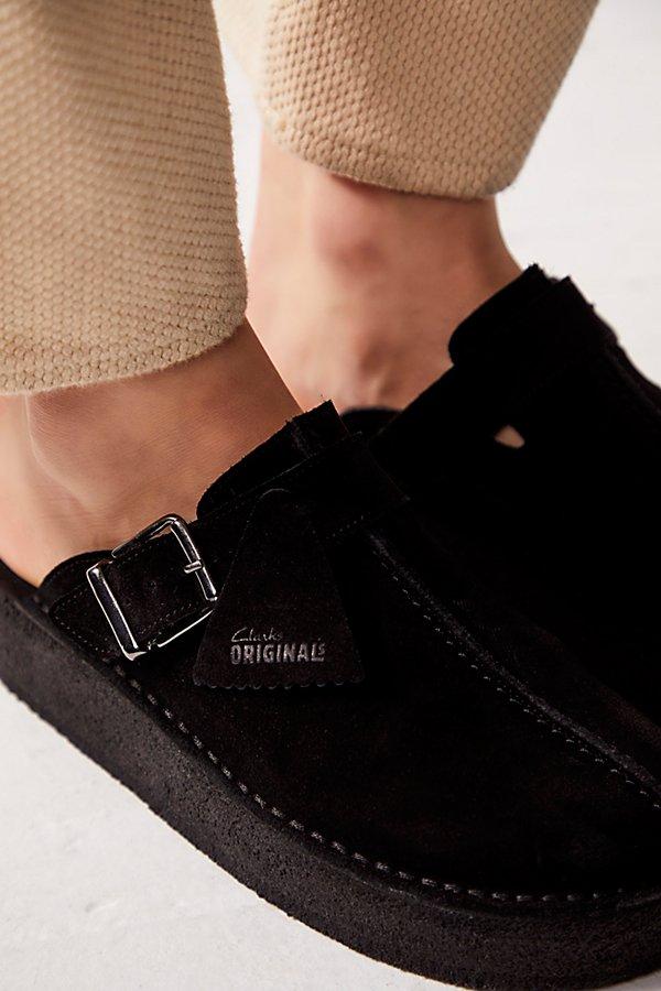 Clarks Trek Wedge Mules in Black | Lyst