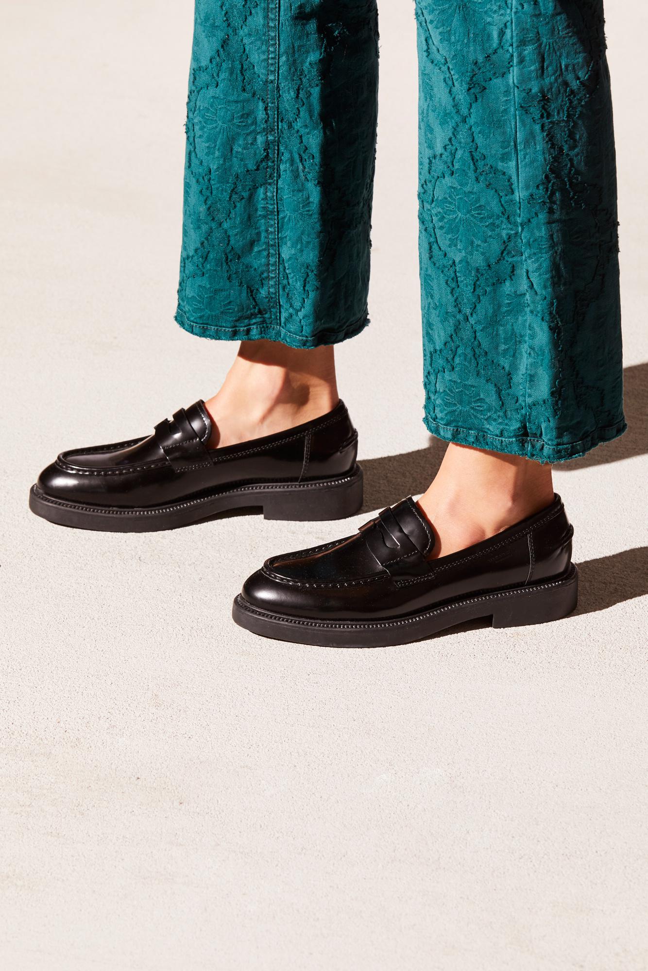 Free People Leather Alex Penny Loafer By Vagabond Shoemakers in Black ...