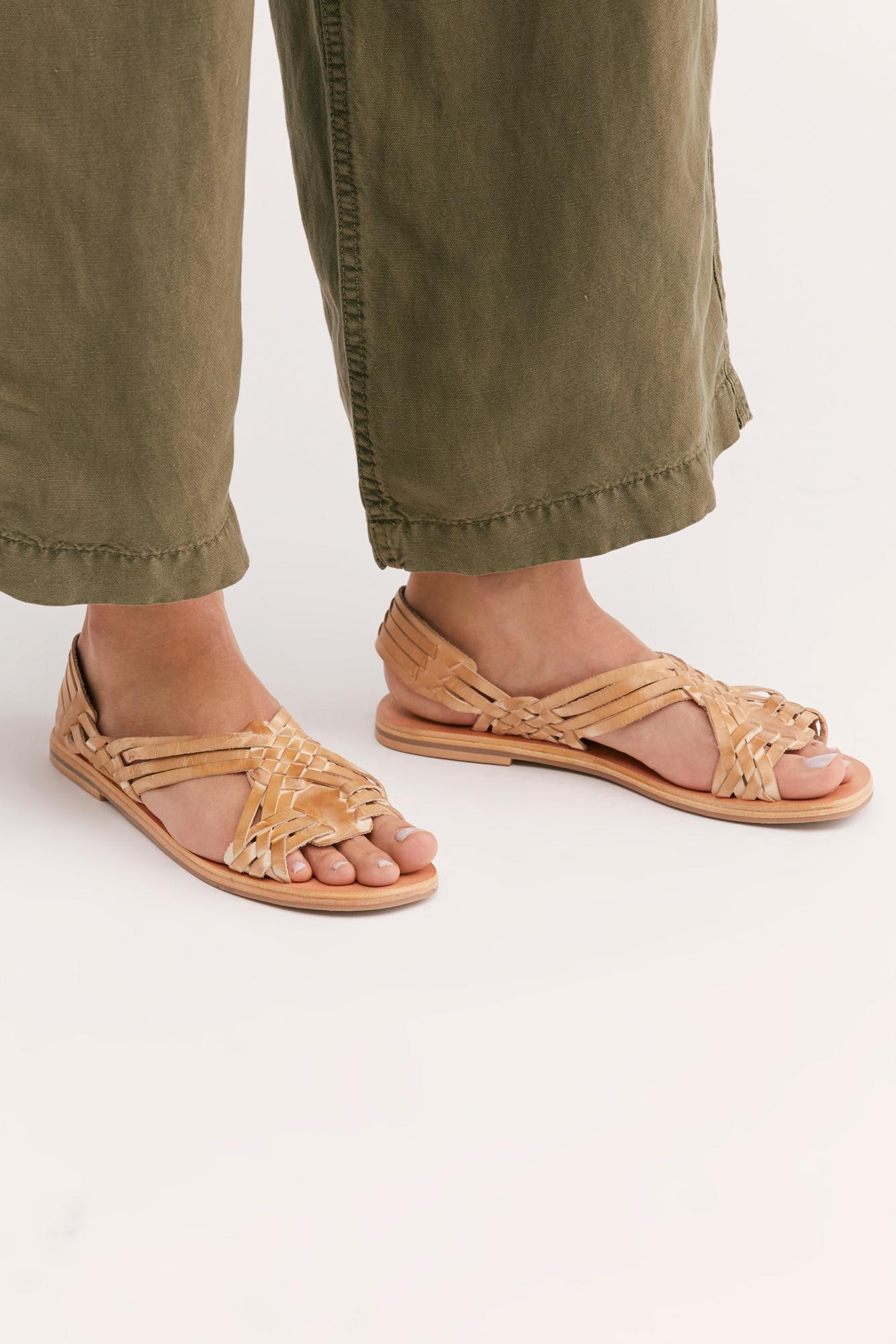 yosi samra flip flops