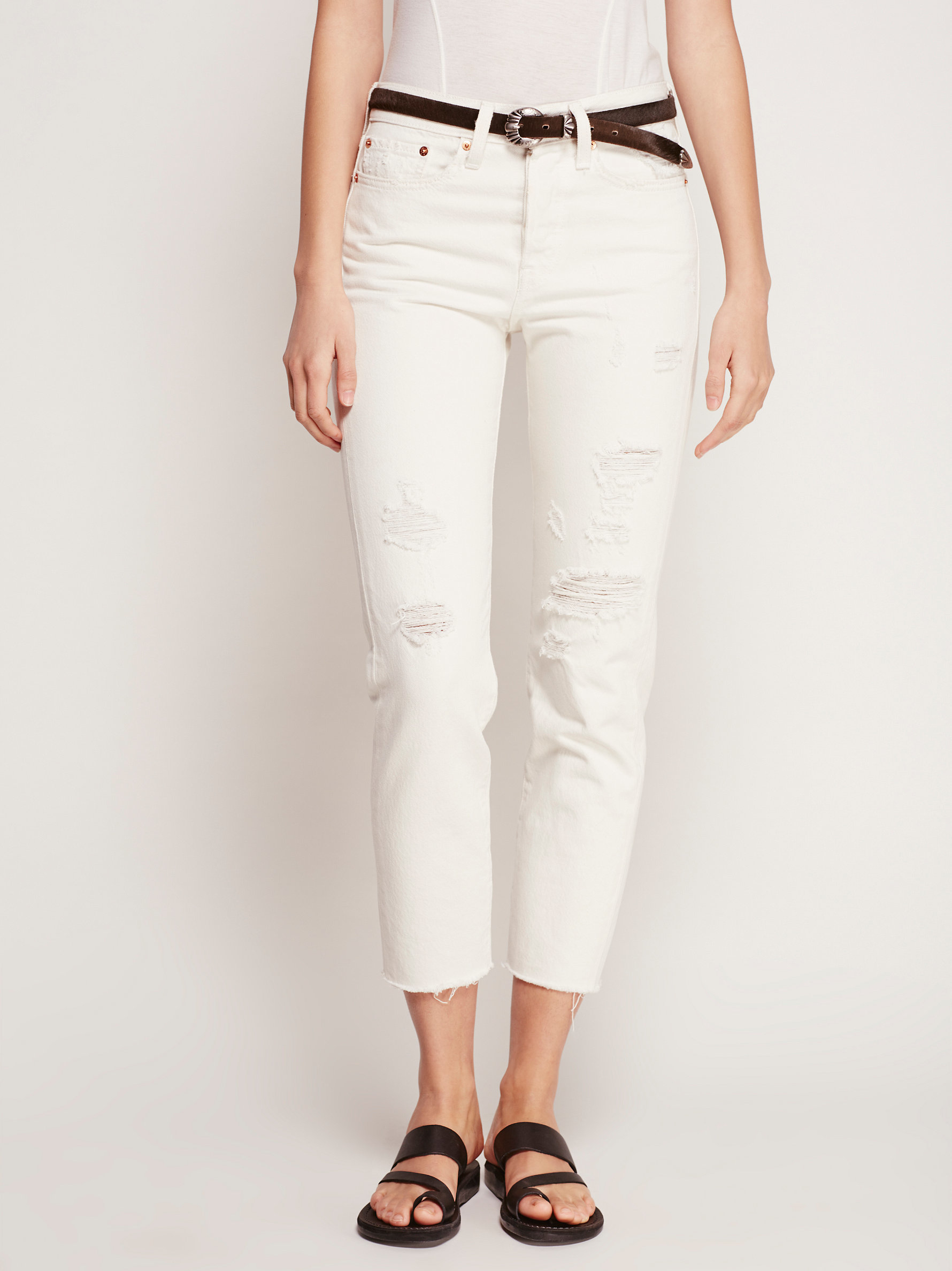 white levis wedgie jeans