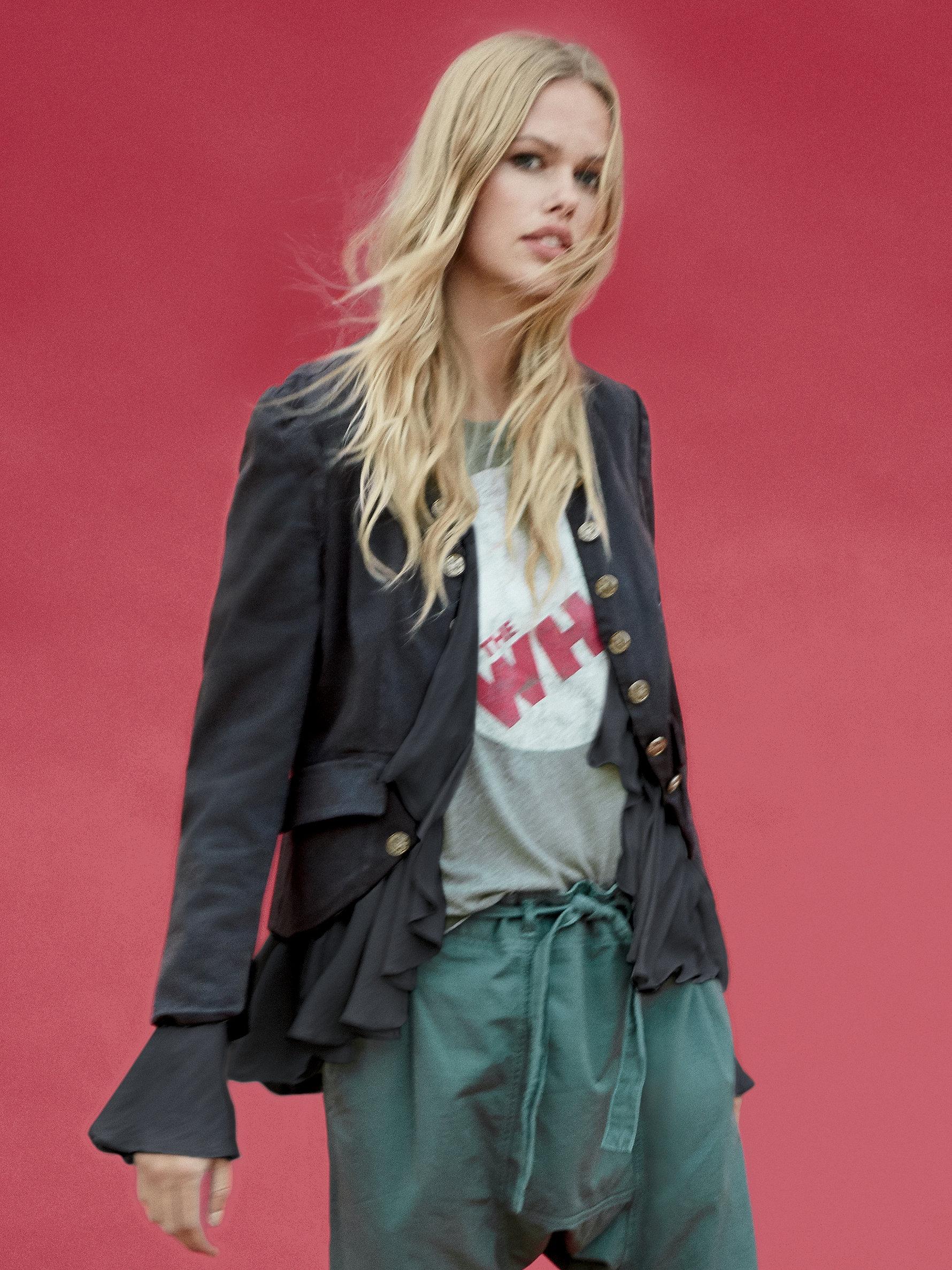 Romantic Ruffles Jacket in Black 