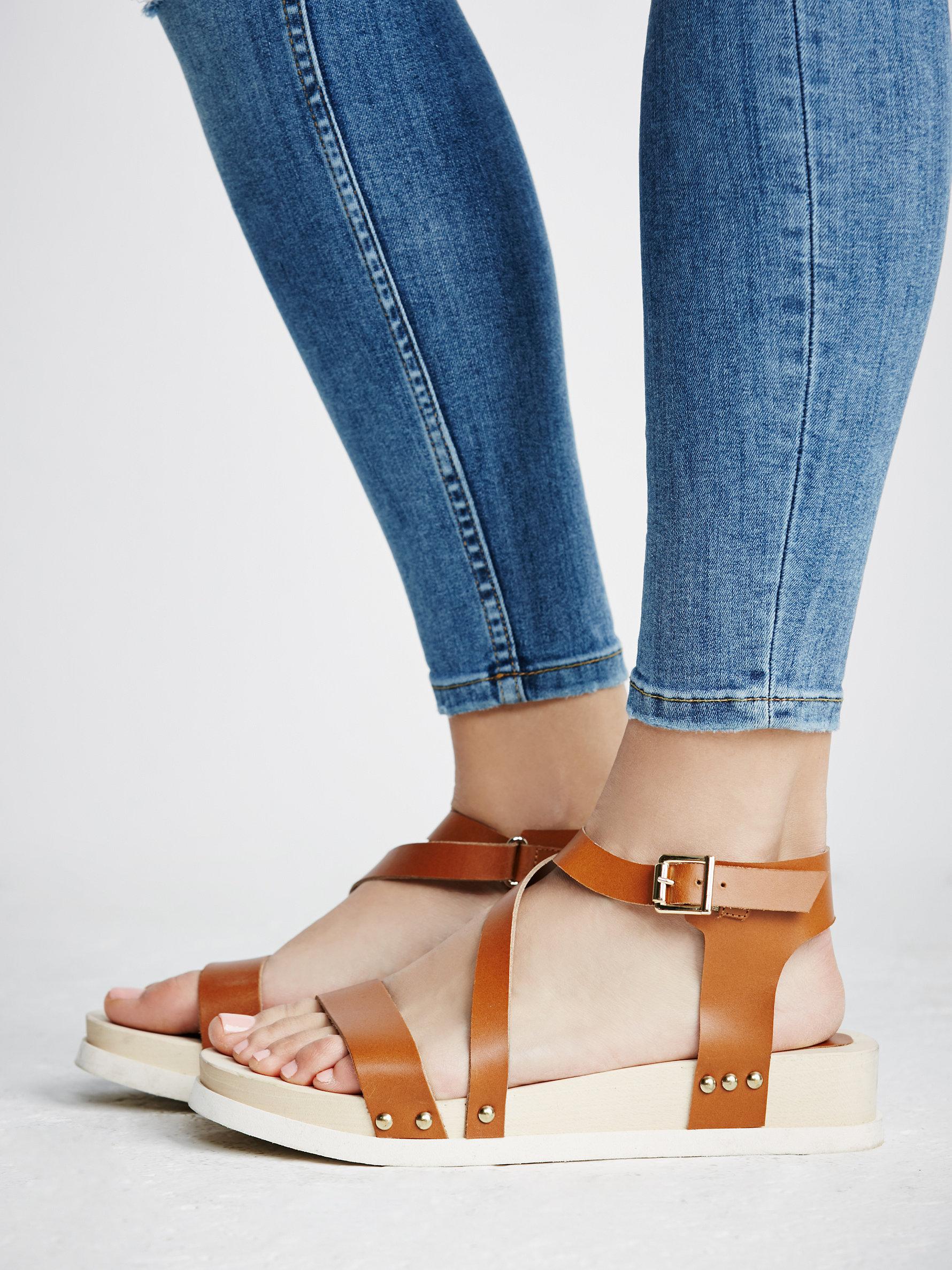 Free People Leather Sundown Flatform Sandal in Tan (Blue) - Lyst