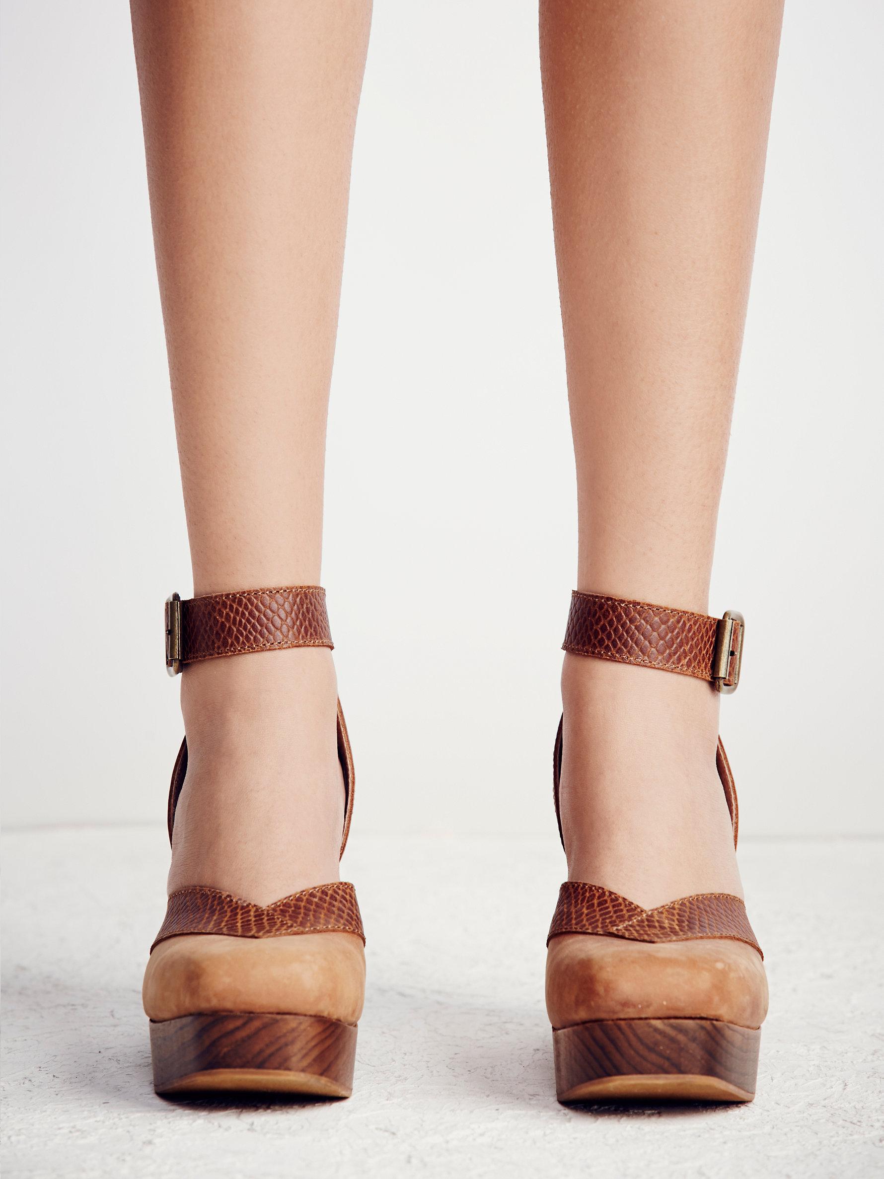 free people walk this way clog