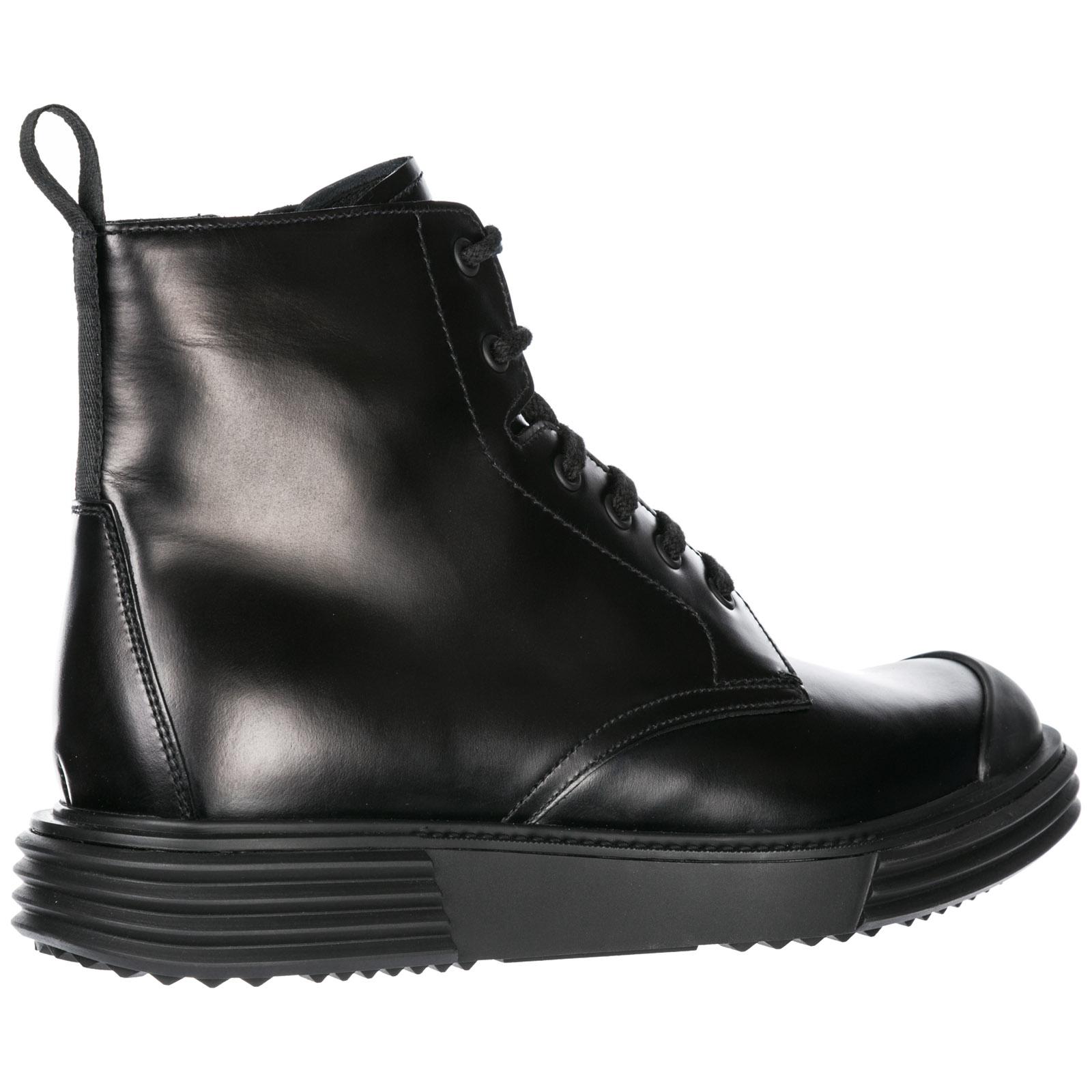 prada men boot
