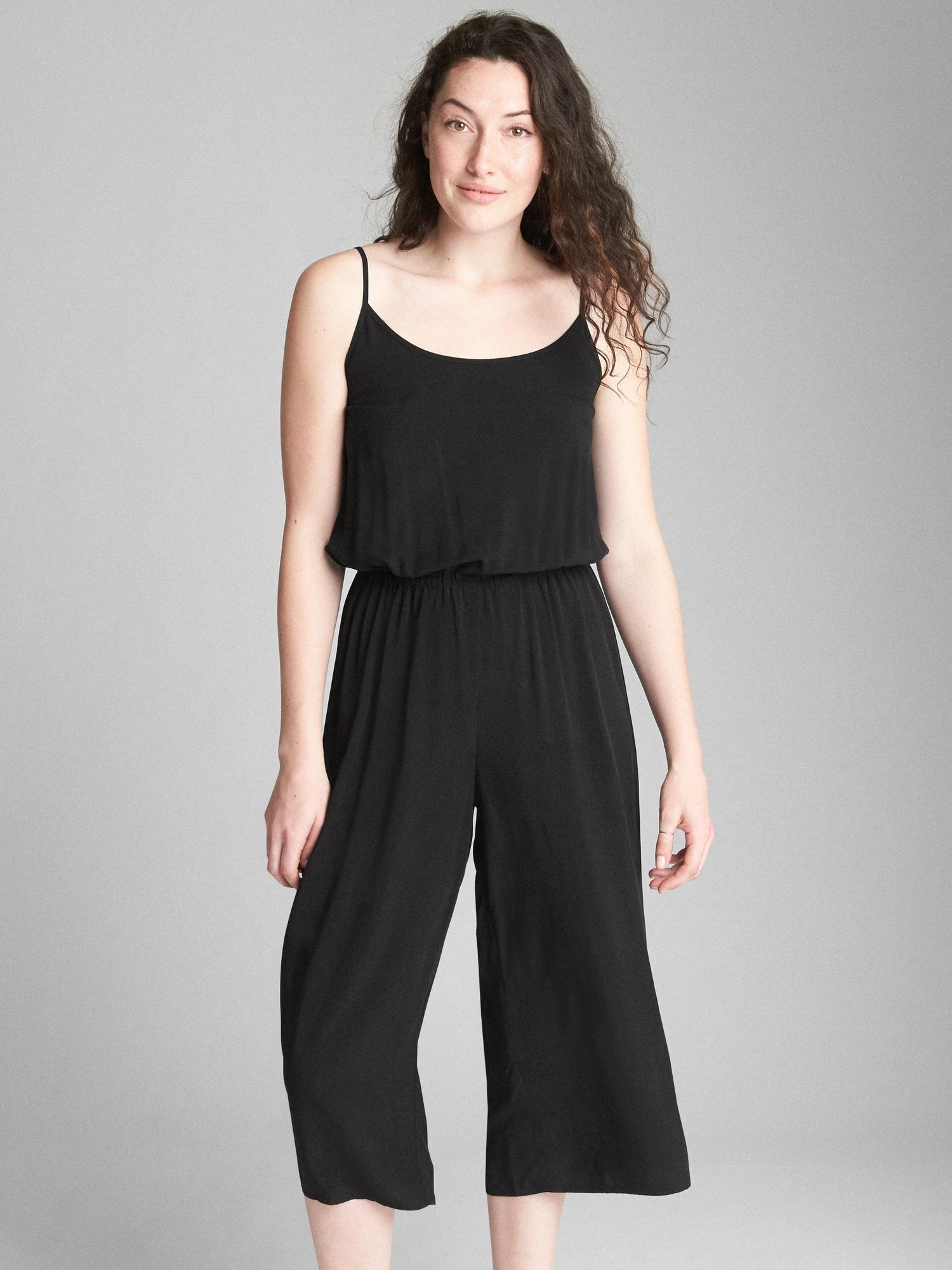 gap black jumpsuit
