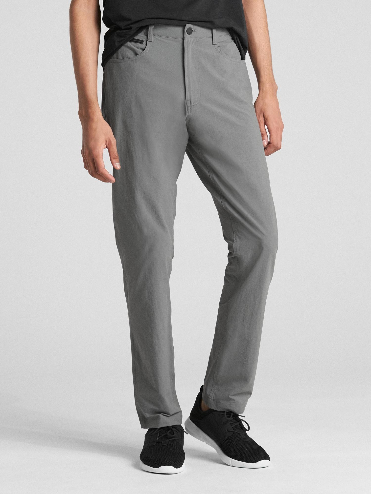 hybrid khakis in slim fit with gapflex