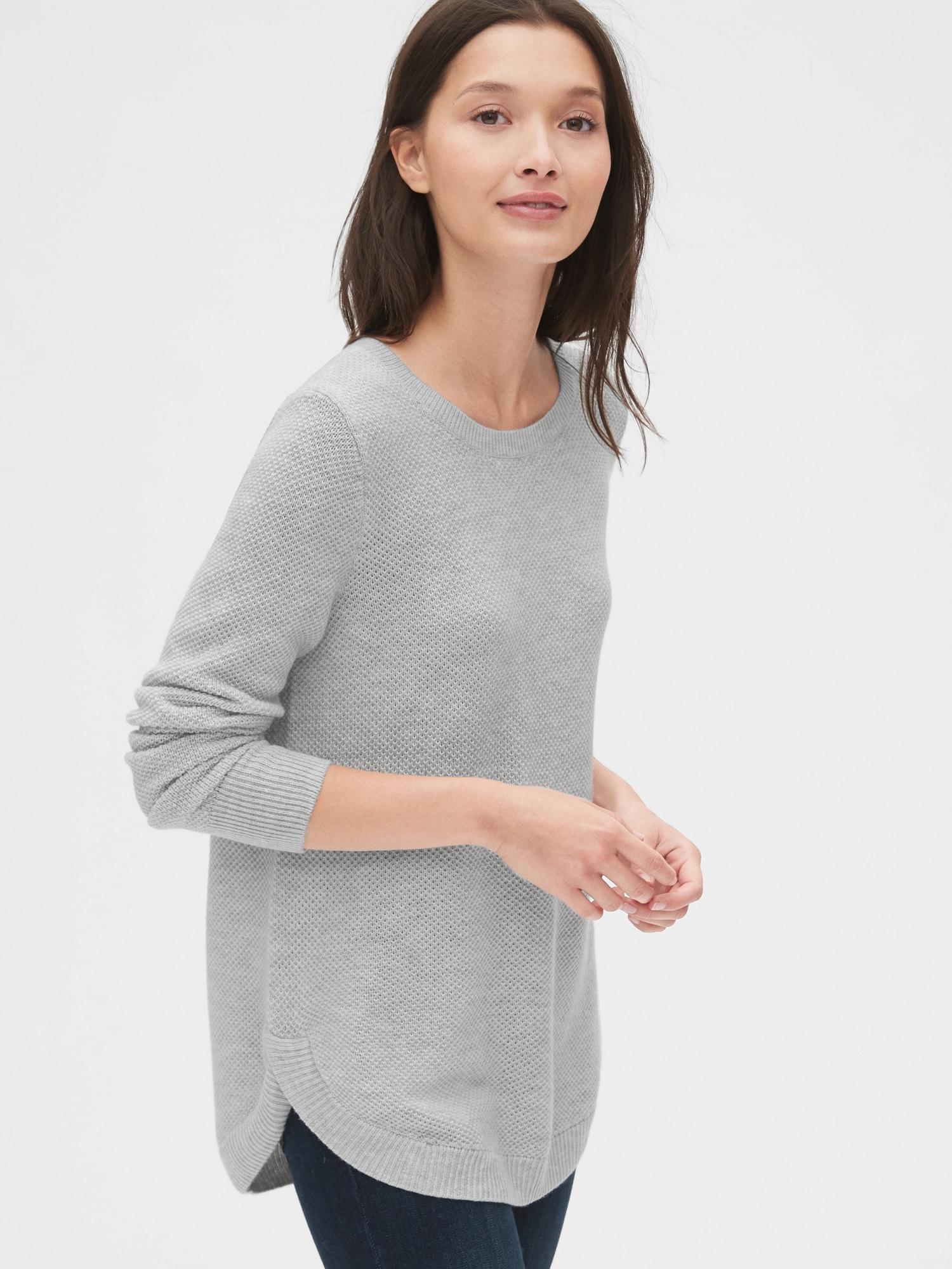 gap gray sweater