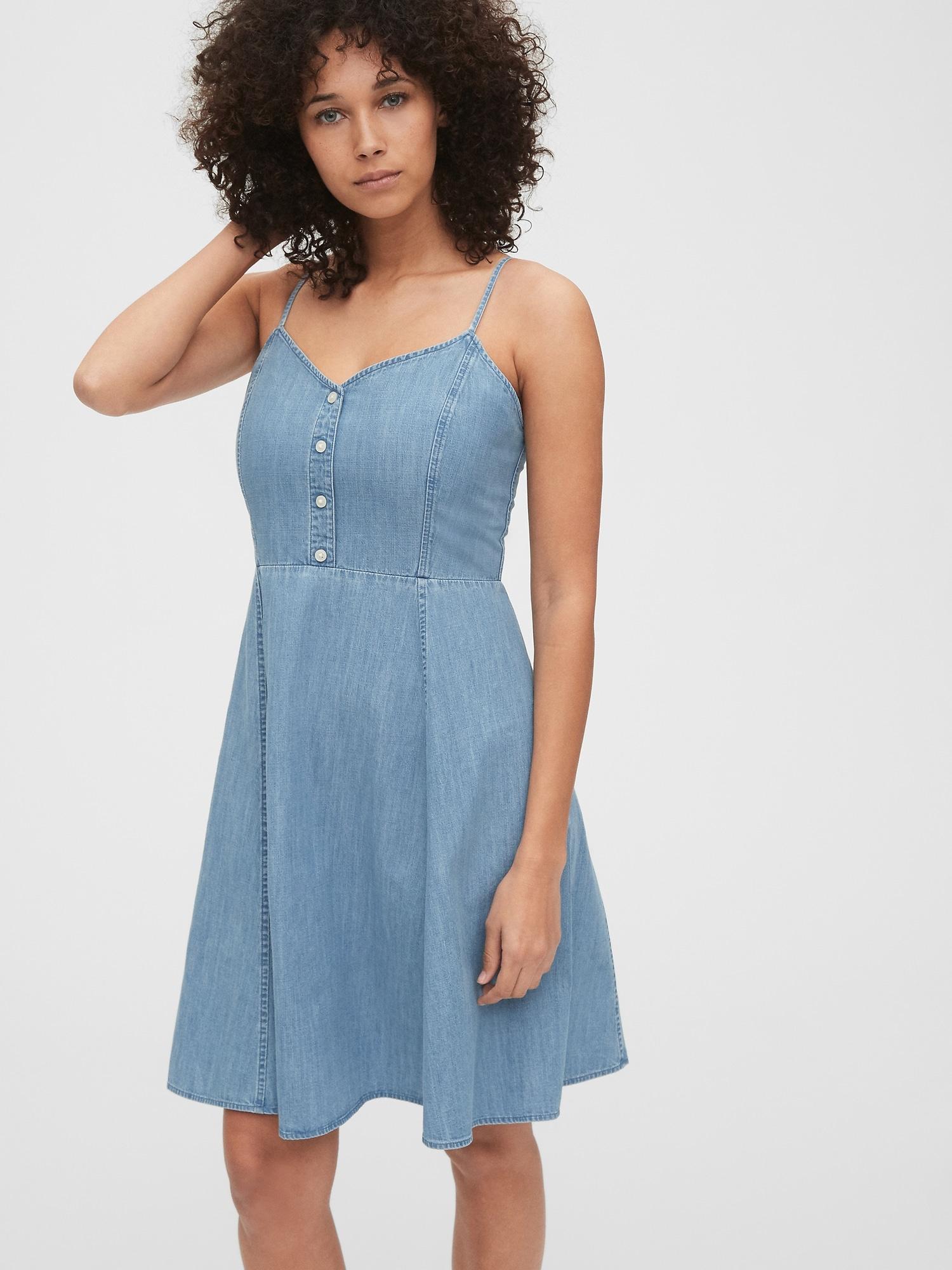 Gap Denim Cami Fit \u0026 Flare Dress in 