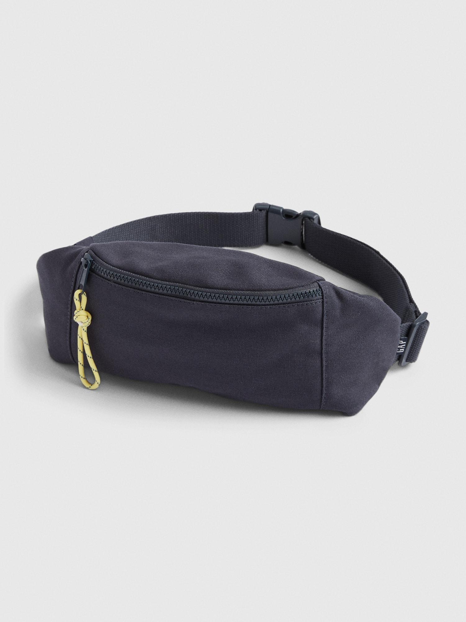 gap fanny pack