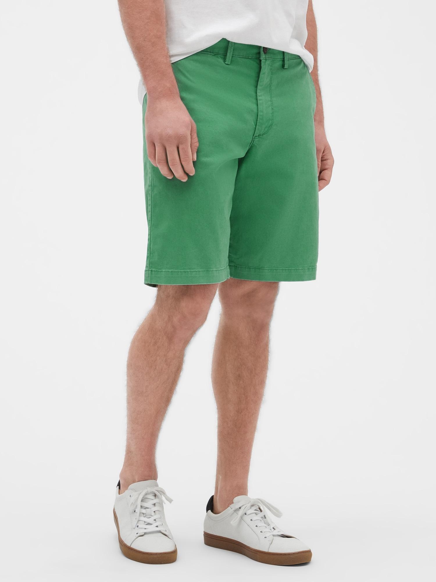 gap khaki shorts