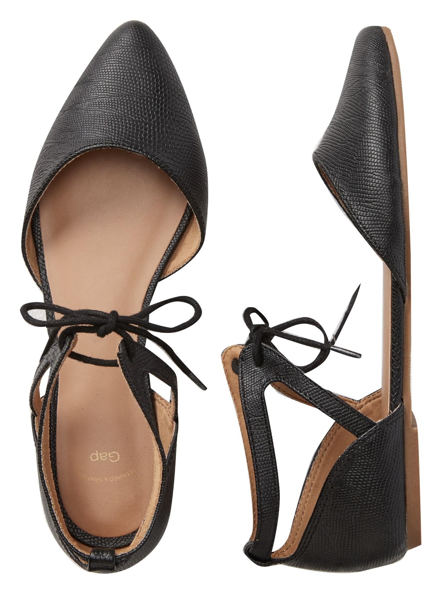 gap black flats