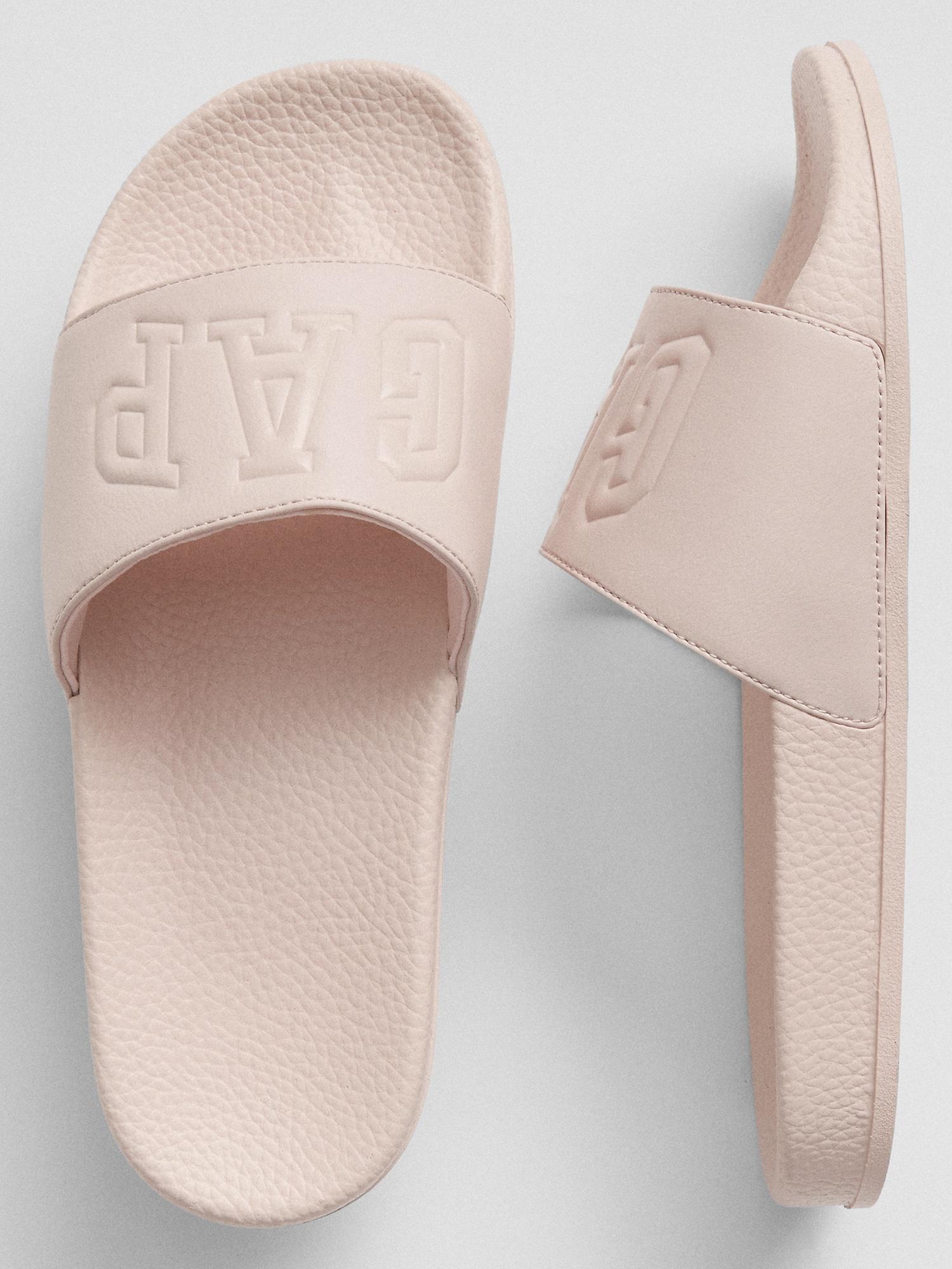 gap factory sandals