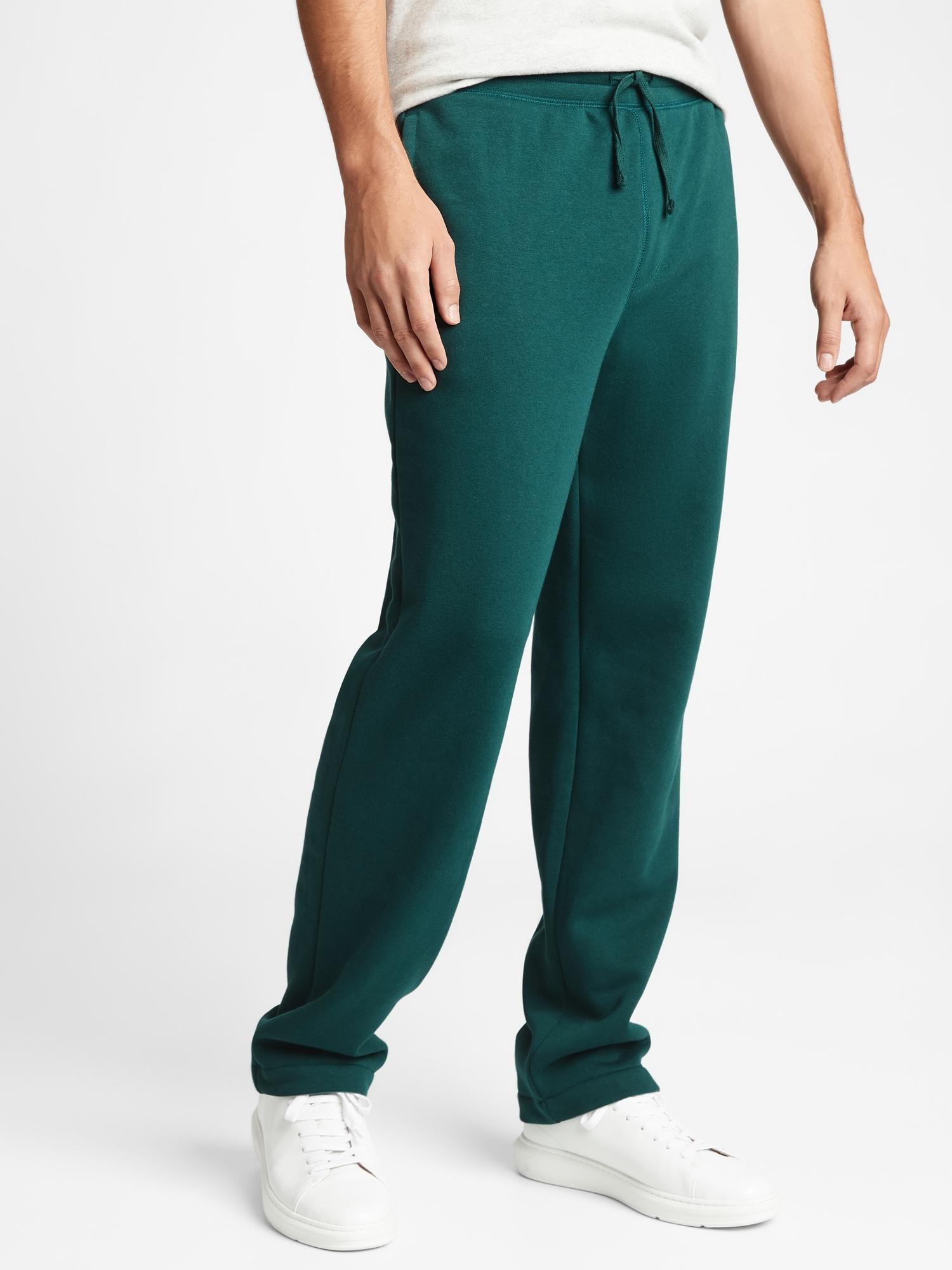 nike army green sweatpants