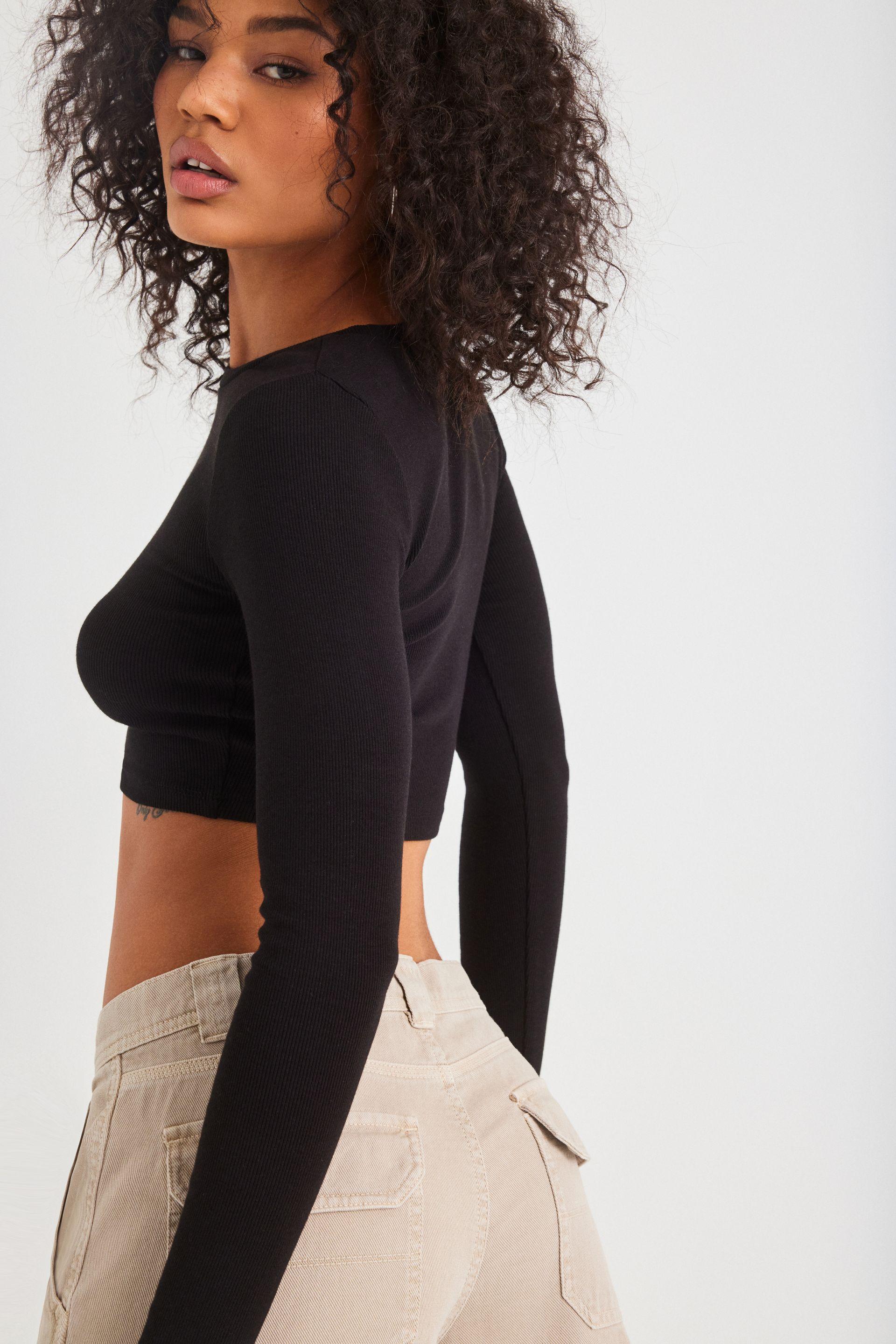 red velvet crop top long sleeve