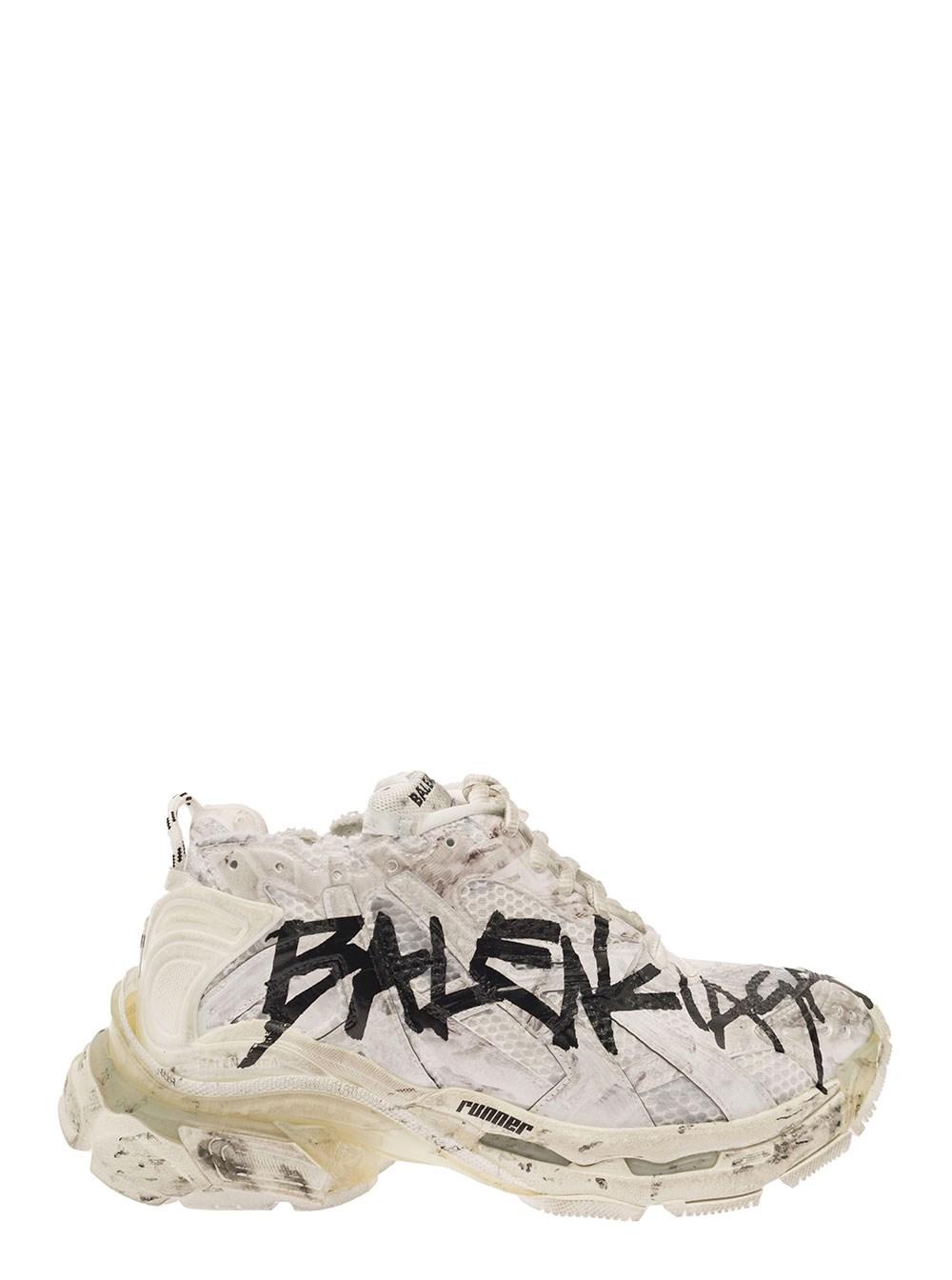 Balenciaga Runner Graffiti Sneaker In White/black for Men | Lyst
