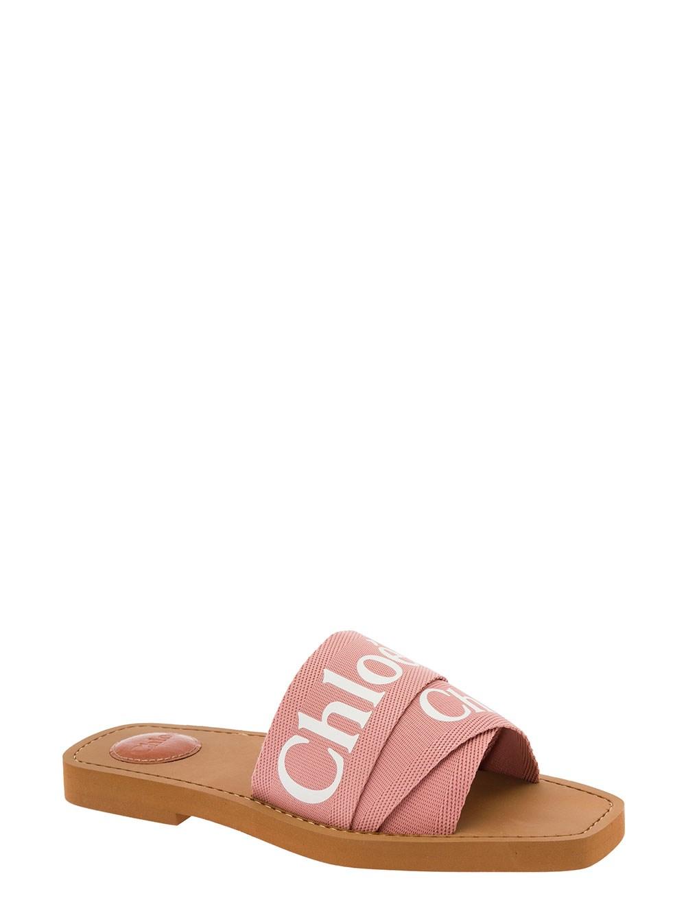 Chloé Woody Canvas Slide Sandals Logo Chloé Woman in Pink | Lyst
