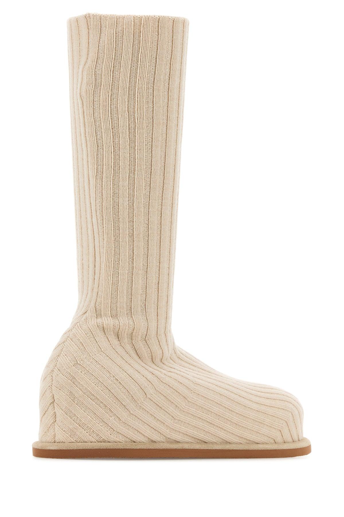 ロングブーツ AMINA MUADDI Sand fabric Veneda boots AMINA MUADDI Sand Fabric Veneda Boots in Natural | Lyst