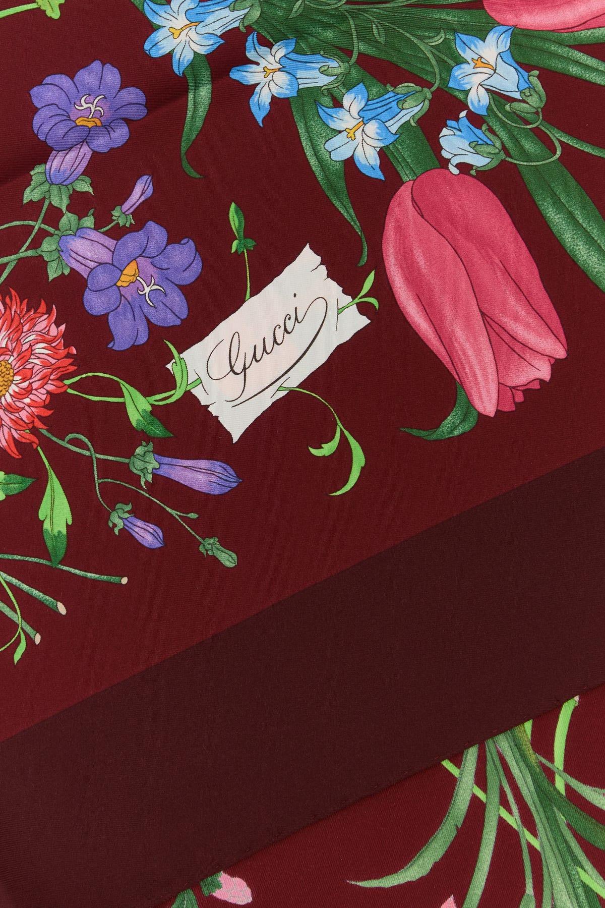 【関税&送料込】Gucci Printed Silk Foulard Gucci Printed Twill Foulard in Red | Lyst