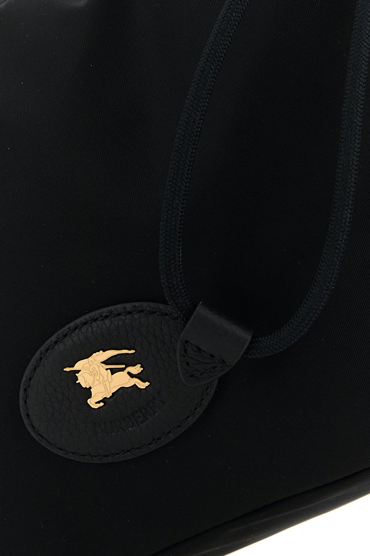 クラッチバッグ Burberry Black Canvas Horseshoe Reversible Clutch Burberry Black Canvas Horseshoe Reversible Clutch | Lyst UK
