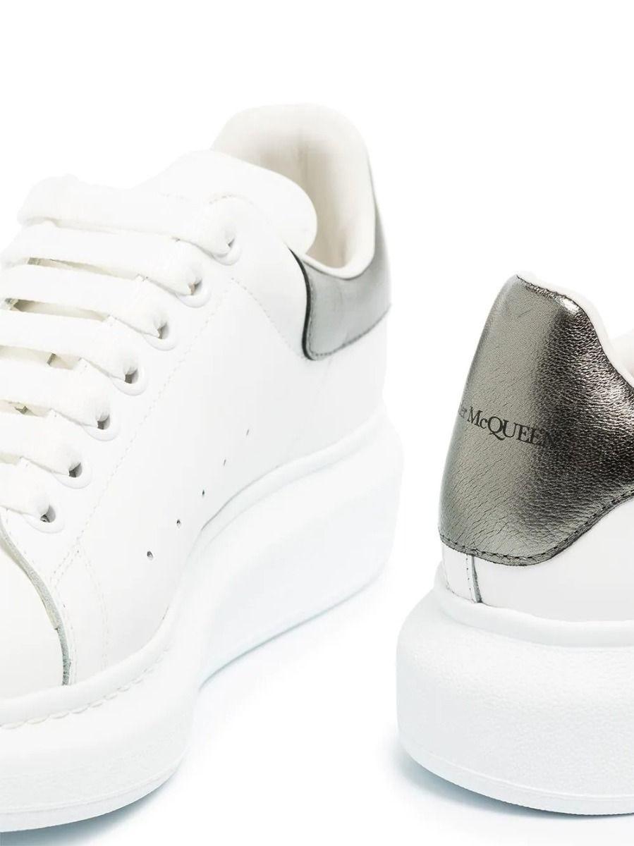 Alexander McQueen White Oversize Sneakers With Metallic Grey Contrasting  Detail | Lyst