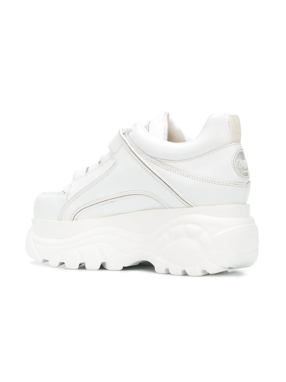 buffalo london classic lowtop platform chunky trainers in white