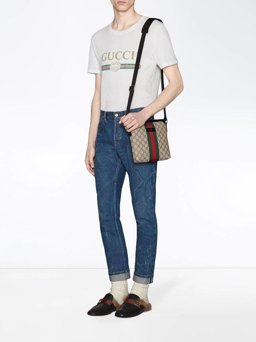 Gucci Beige & lilac GG supreme canvas flat messenger bag – Profile