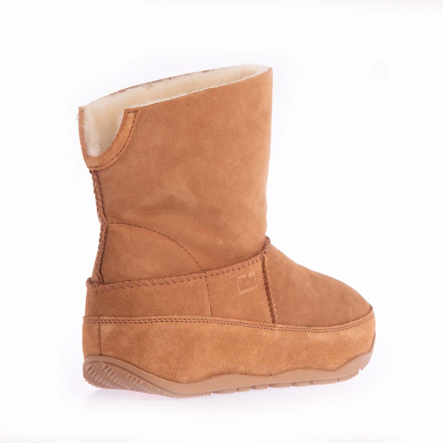 Pink mukluks boots hotsell