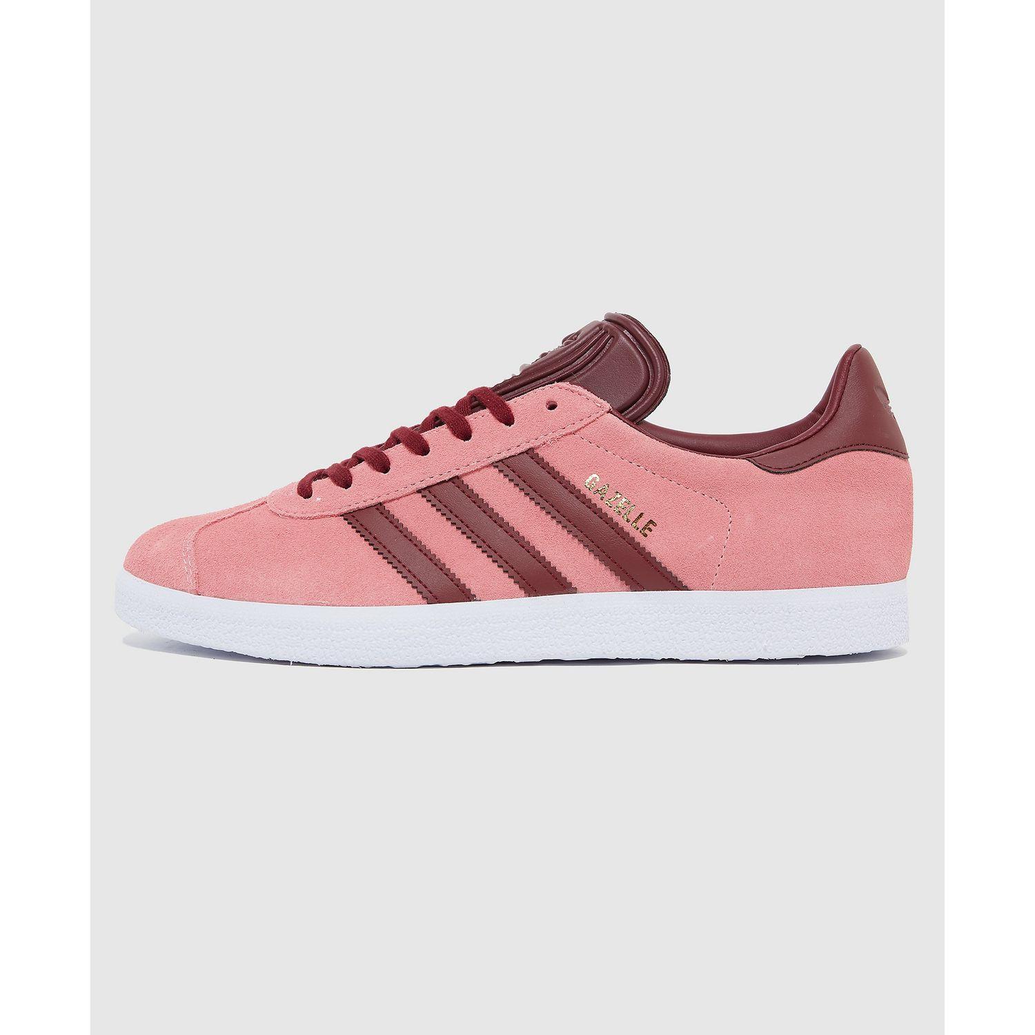 Adidas originals gazelle sales trainers in pink