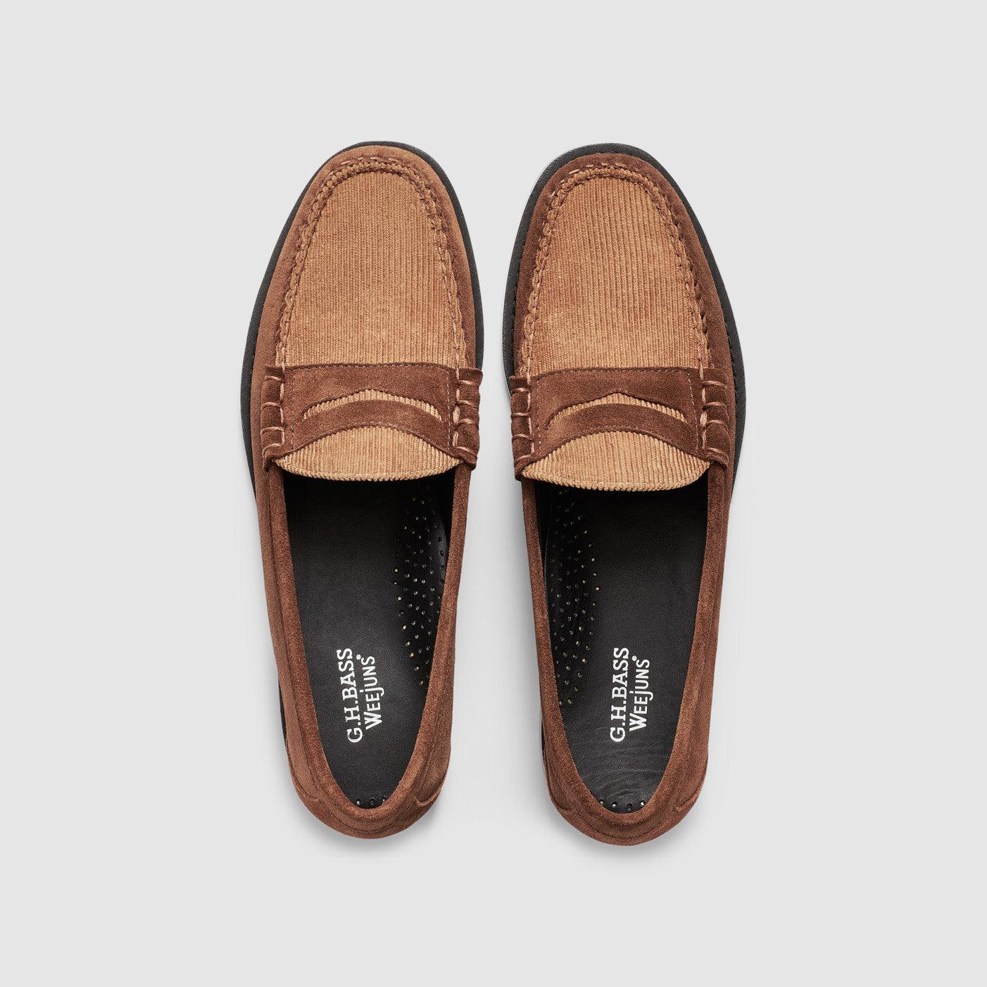 GH Bass Weejuns- Classic Two-Tone Black & Brown Tassel Loafers Bass Weejuns Honey Brown Polished Fringe Tassel Loafers main image 2