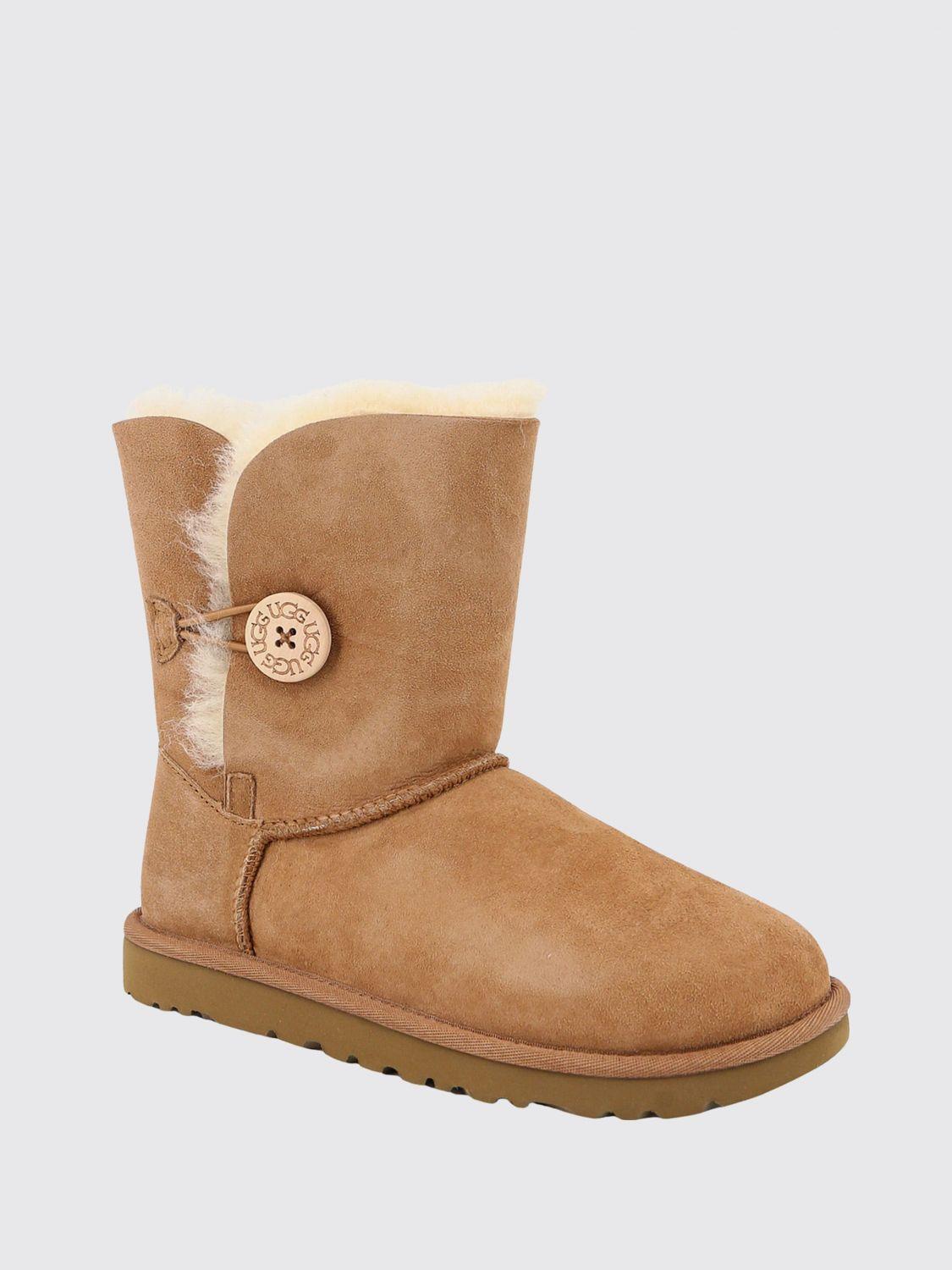 Brown top ugg boots
