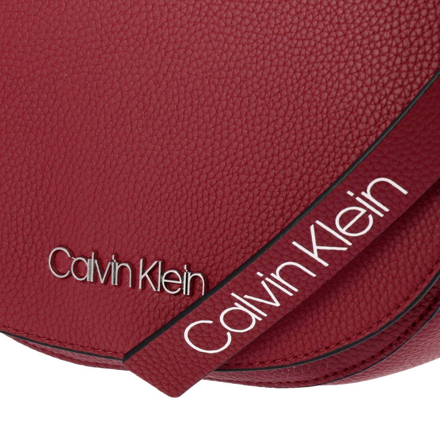 Calvin Klein Frame Med Saddle Bag Crossbody Bag in Red Lyst