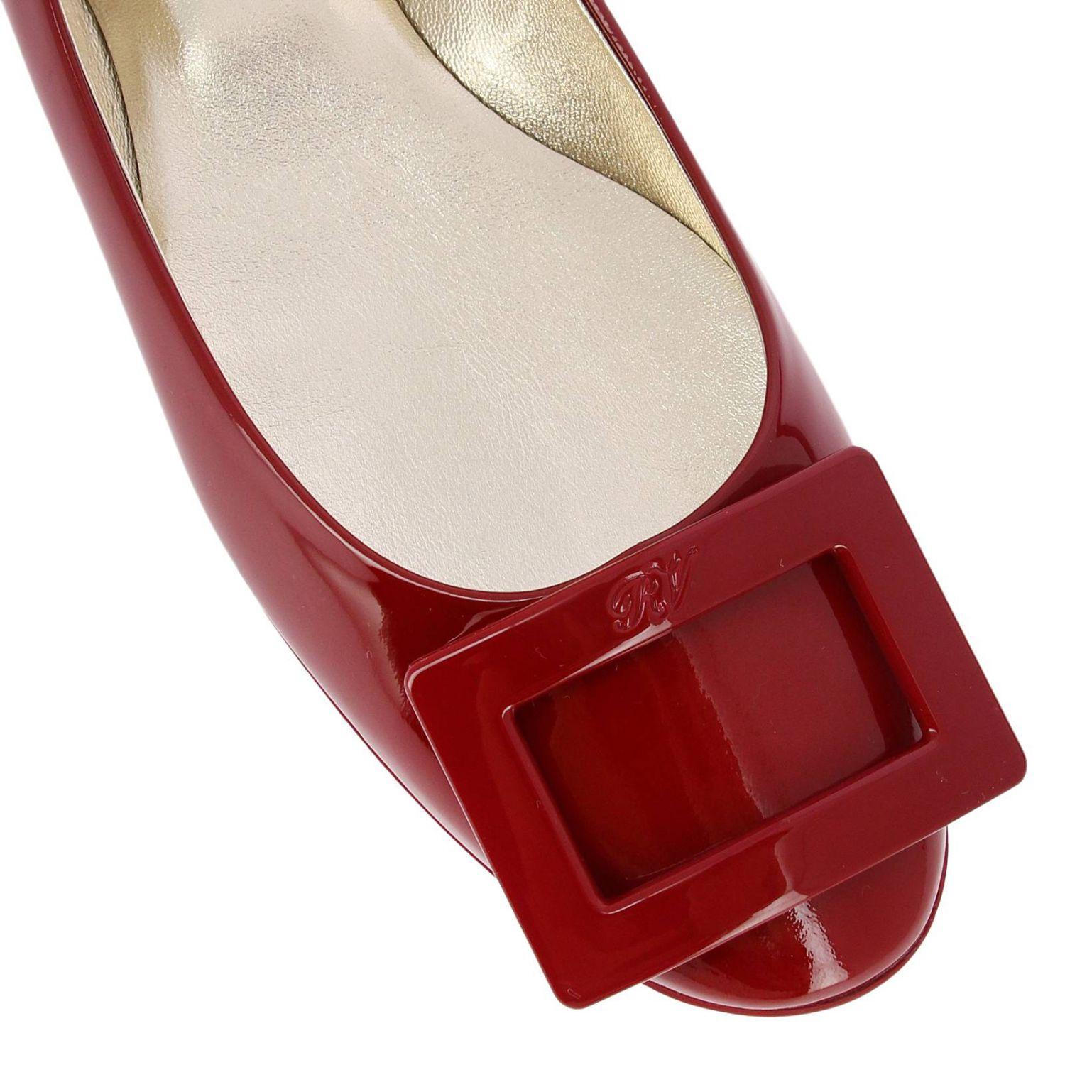 Roger Vivier Gommette Ballet Flats With Rv Buckle In Patent Leather in Red  | Lyst