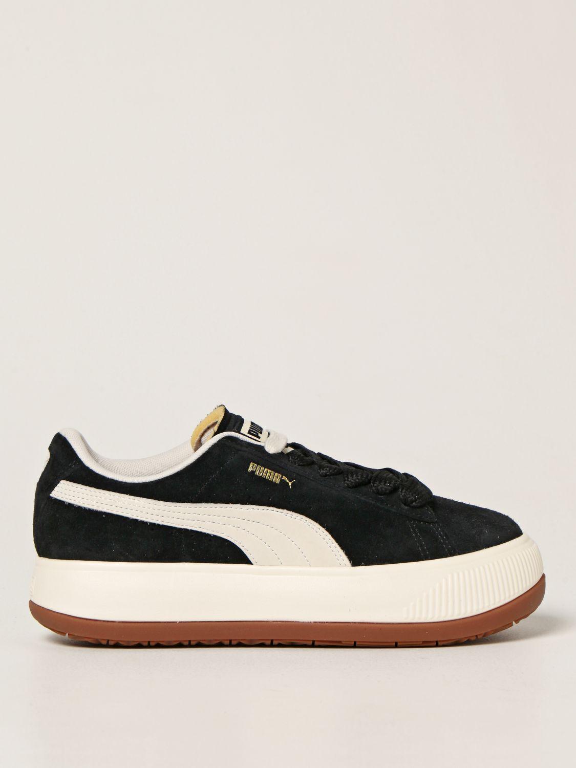 black puma sneakers