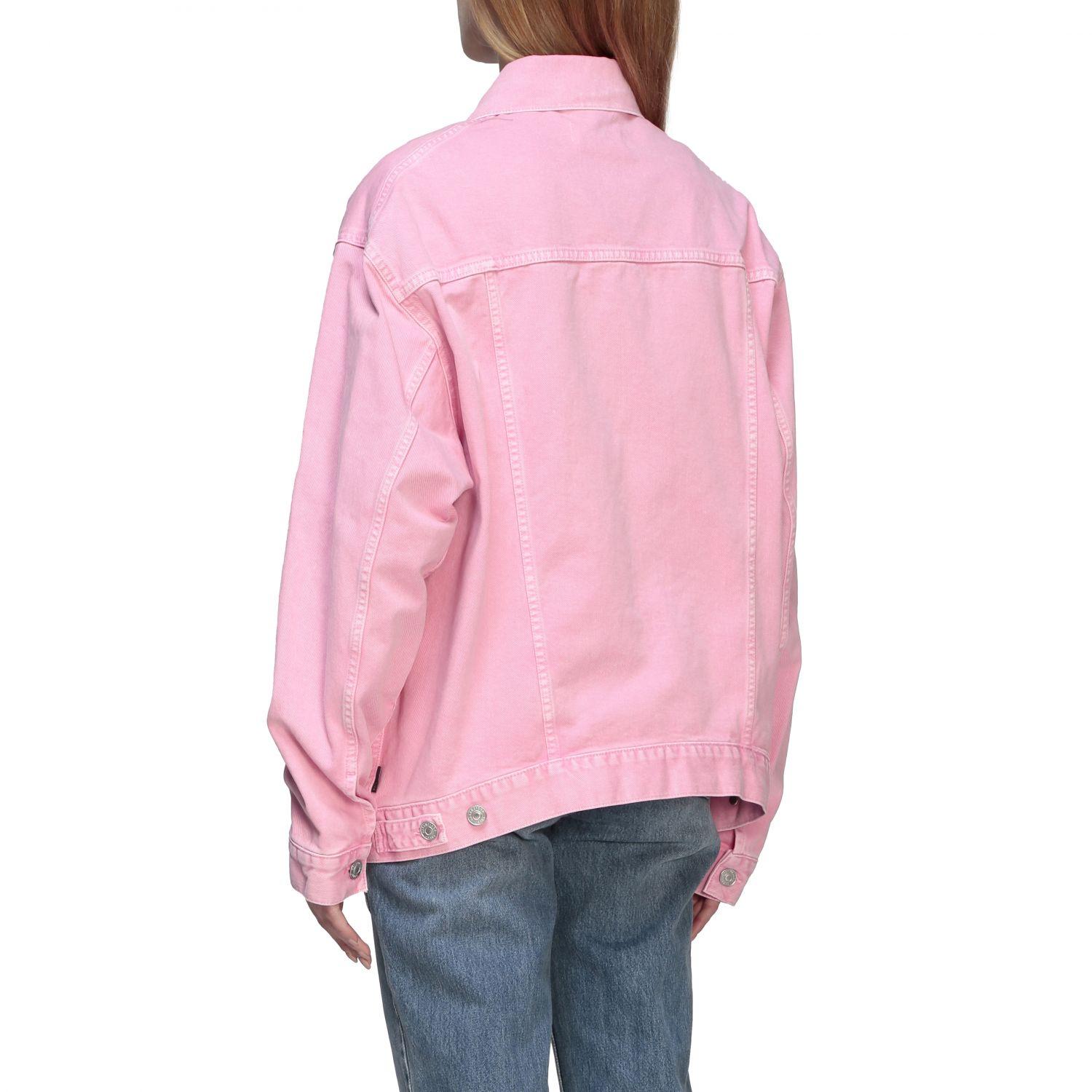 fashion_pirate rocking Balenciaga logo denim oversized jacket & LV multi- pochette with pink strap