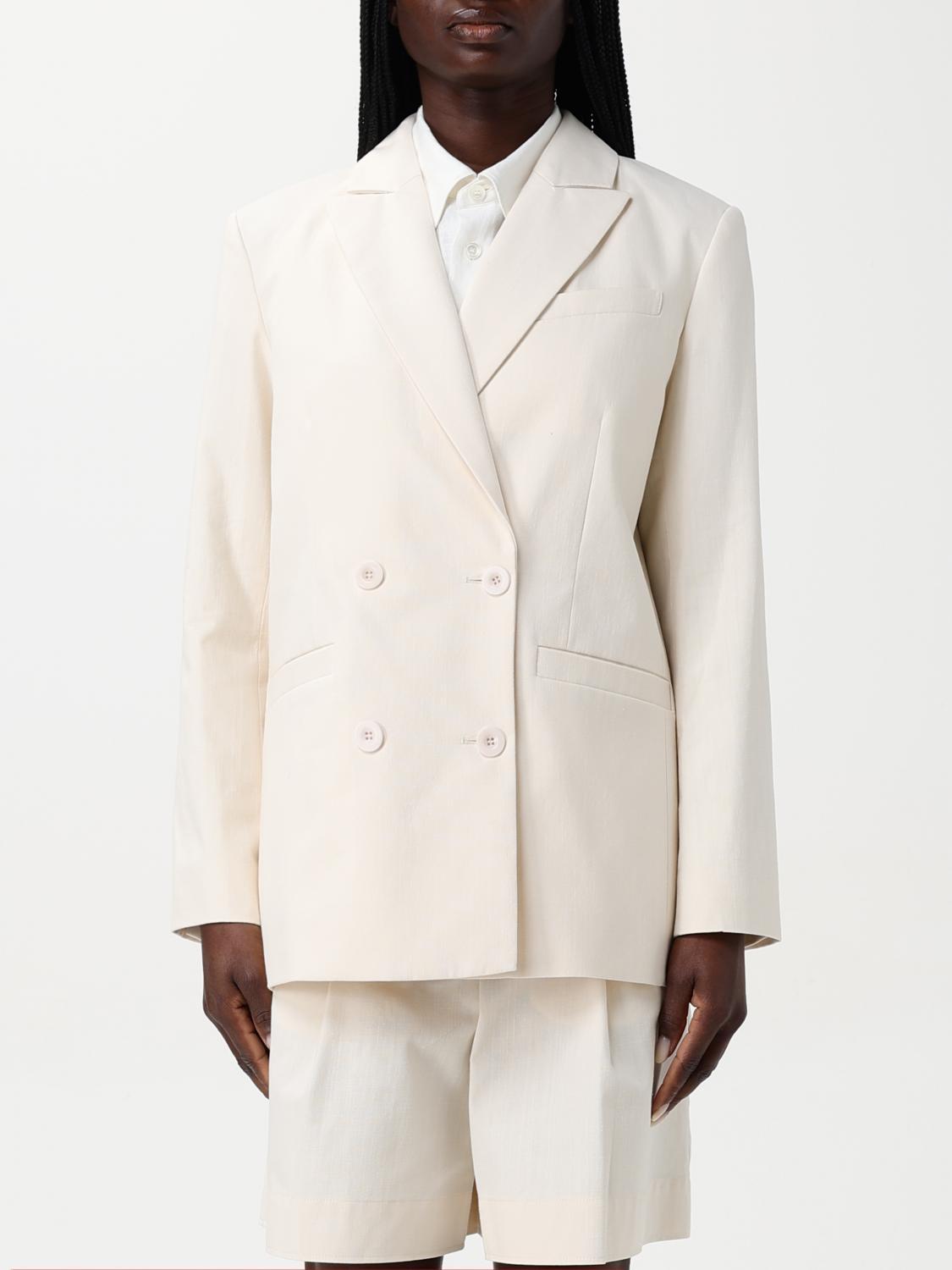 ジャケット A.P.C. Double-breasted jacket in ecru cotton A.P.C. Double-breasted jacket in écru cotton | TheDoubleF